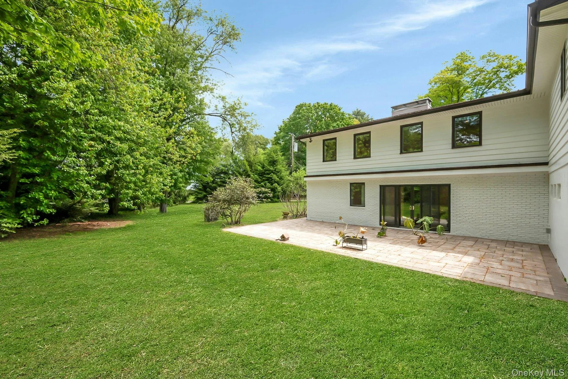 1 Canterbury Road, Scarsdale, NY, 4 Bedrooms Bedrooms, 7 Rooms Rooms,3 BathroomsBathrooms,Residential,For Rent,Canterbury,0,1004663 1 Canterbury Road, Scarsdale, NY, 4 Bedrooms Bedrooms, 7 Rooms Rooms,3 BathroomsBathrooms,Residential,For Rent,Canterbury,0,1004663