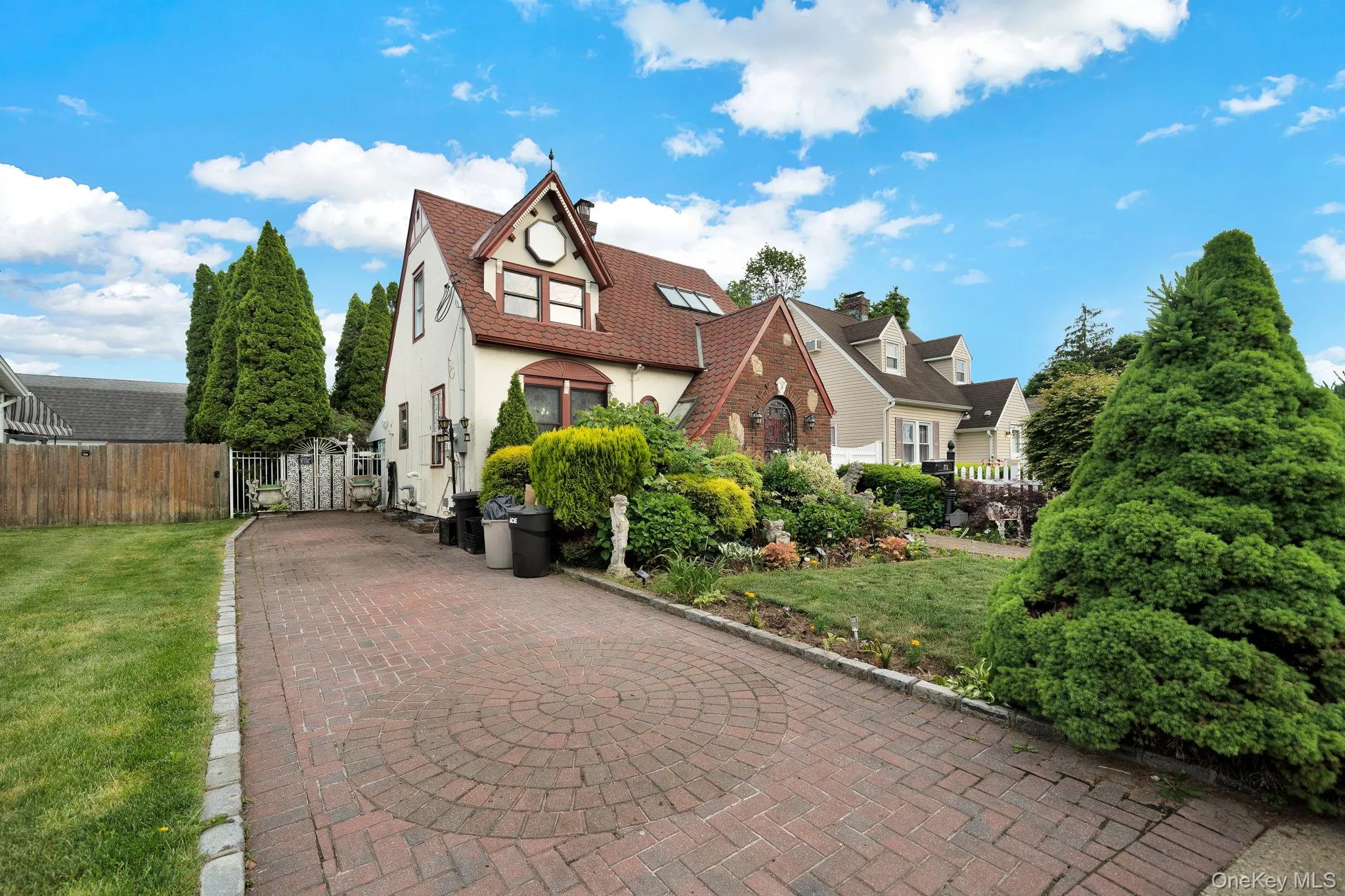 31 Roosevelt Avenue, Oyster Bay, NY, 2 Bedrooms Bedrooms, 5 Rooms Rooms,1 BathroomBathrooms,Residential,For Rent,Roosevelt,0,1004666 31 Roosevelt Avenue, Oyster Bay, NY, 2 Bedrooms Bedrooms, 5 Rooms Rooms,1 BathroomBathrooms,Residential,For Rent,Roosevelt,0,1004666