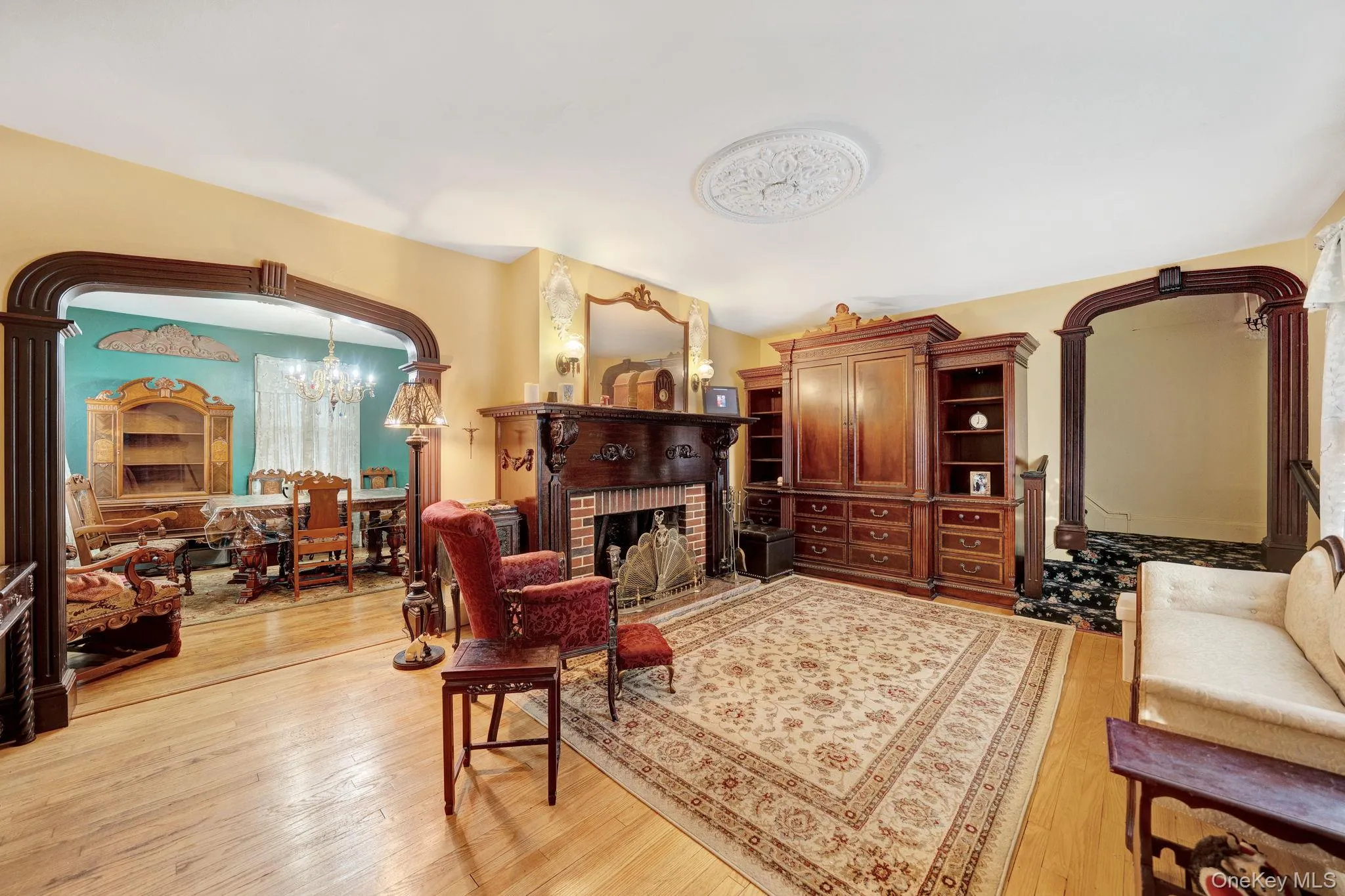 31 Roosevelt Avenue, Oyster Bay, NY, 2 Bedrooms Bedrooms, 5 Rooms Rooms,1 BathroomBathrooms,Residential,For Rent,Roosevelt,0,1004666 31 Roosevelt Avenue, Oyster Bay, NY, 2 Bedrooms Bedrooms, 5 Rooms Rooms,1 BathroomBathrooms,Residential,For Rent,Roosevelt,0,1004666