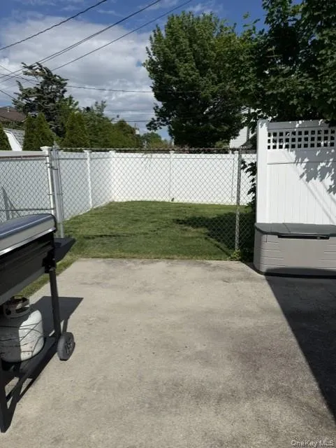 555 Parker Avenue, Hempstead, NY, 2 Bedrooms Bedrooms, 5 Rooms Rooms,2 BathroomsBathrooms,Residential,For Rent,Parker,0,1004667 555 Parker Avenue, Hempstead, NY, 2 Bedrooms Bedrooms, 5 Rooms Rooms,2 BathroomsBathrooms,Residential,For Rent,Parker,0,1004667