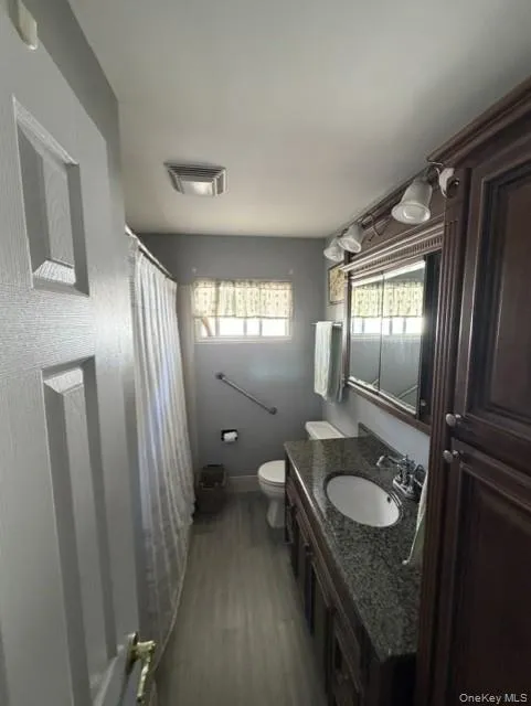 555 Parker Avenue, Hempstead, NY, 2 Bedrooms Bedrooms, 5 Rooms Rooms,2 BathroomsBathrooms,Residential,For Rent,Parker,0,1004667 555 Parker Avenue, Hempstead, NY, 2 Bedrooms Bedrooms, 5 Rooms Rooms,2 BathroomsBathrooms,Residential,For Rent,Parker,0,1004667