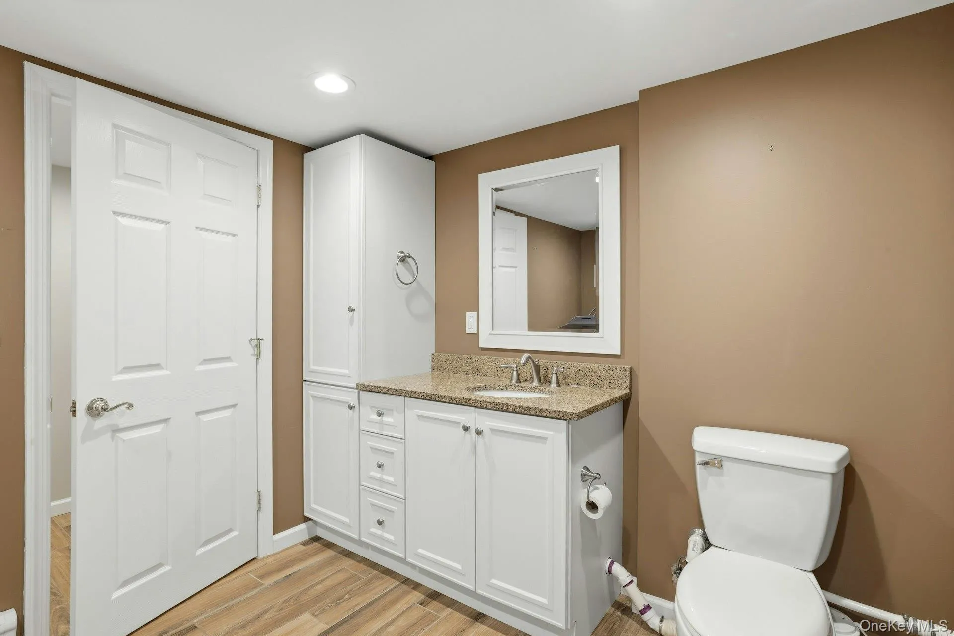 35 3rd Avenue, Oyster Bay, NY, 5 Bedrooms Bedrooms, 8 Rooms Rooms,3 BathroomsBathrooms,Residential,For Rent,3rd,0,KEY1004668 35 3rd Avenue, Oyster Bay, NY, 5 Bedrooms Bedrooms, 8 Rooms Rooms,3 BathroomsBathrooms,Residential,For Rent,3rd,0,KEY1004668