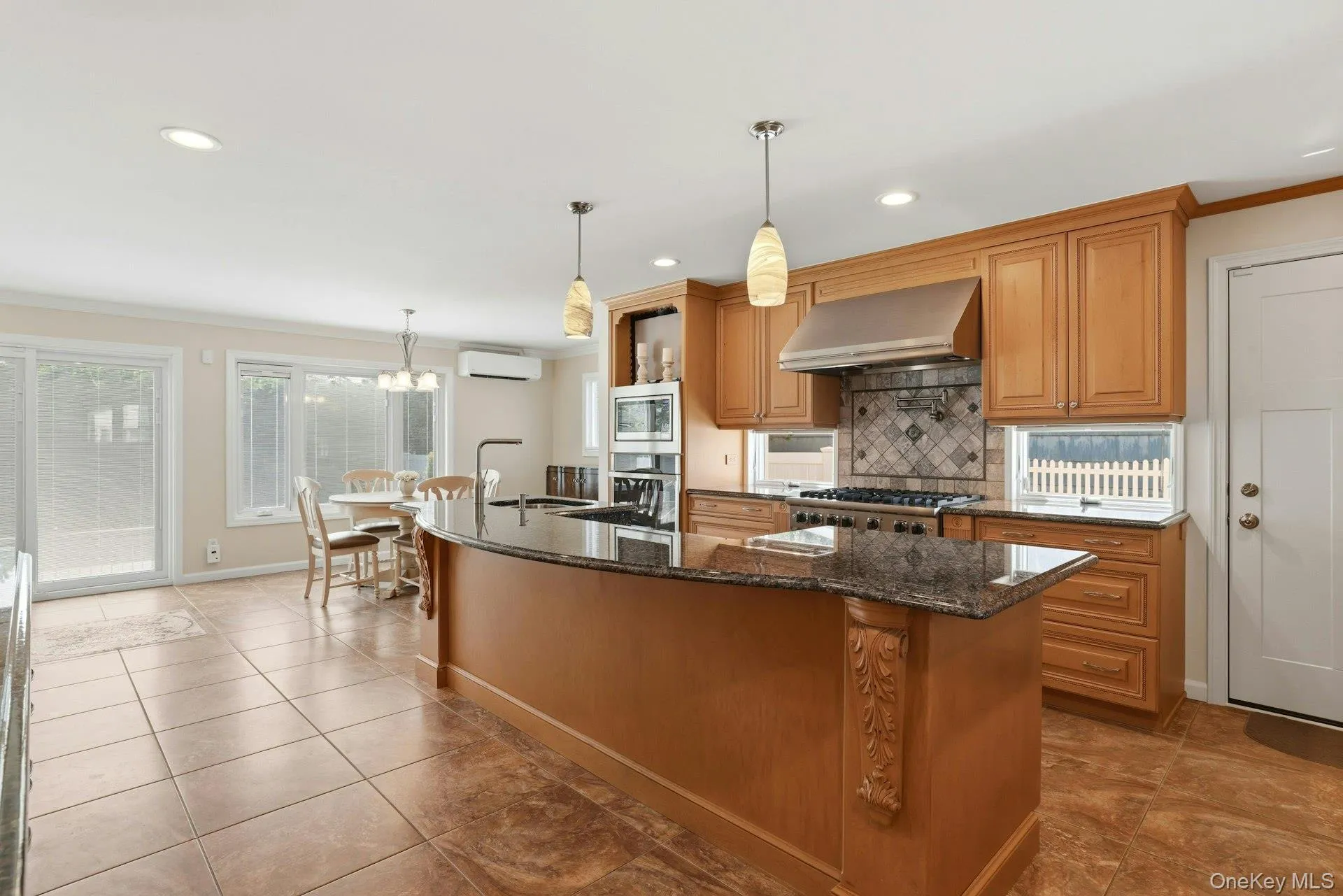 35 3rd Avenue, Oyster Bay, NY, 5 Bedrooms Bedrooms, 8 Rooms Rooms,3 BathroomsBathrooms,Residential,For Rent,3rd,0,KEY1004668 35 3rd Avenue, Oyster Bay, NY, 5 Bedrooms Bedrooms, 8 Rooms Rooms,3 BathroomsBathrooms,Residential,For Rent,3rd,0,KEY1004668
