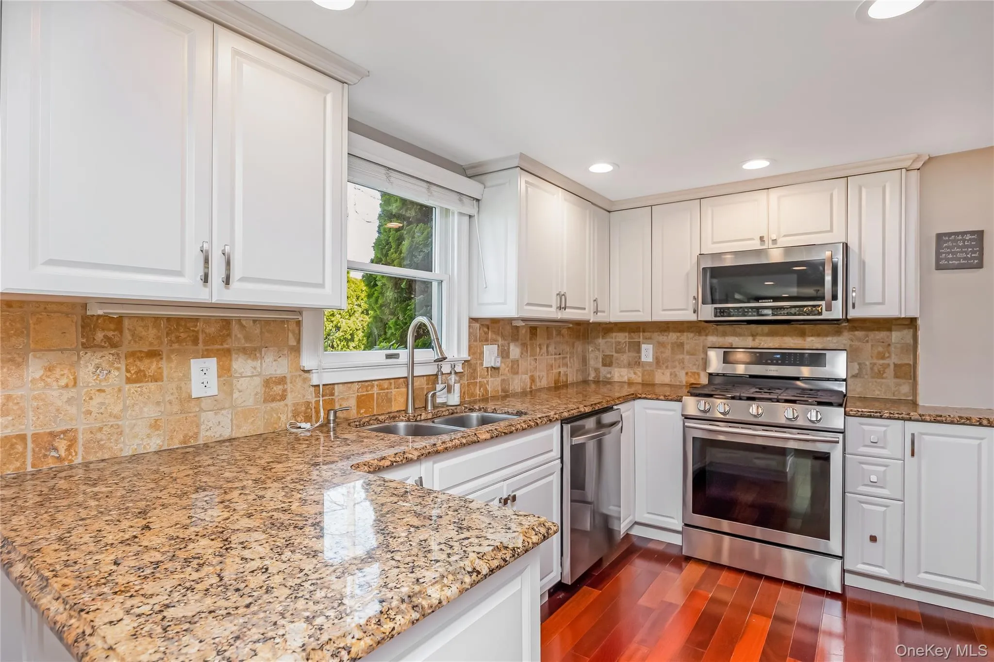 427 Vanderbilt Boulevard, Islip, NY, 3 Bedrooms Bedrooms, 8 Rooms Rooms,2 BathroomsBathrooms,Residential,For Rent,Vanderbilt,0,1004669 427 Vanderbilt Boulevard, Islip, NY, 3 Bedrooms Bedrooms, 8 Rooms Rooms,2 BathroomsBathrooms,Residential,For Rent,Vanderbilt,0,1004669