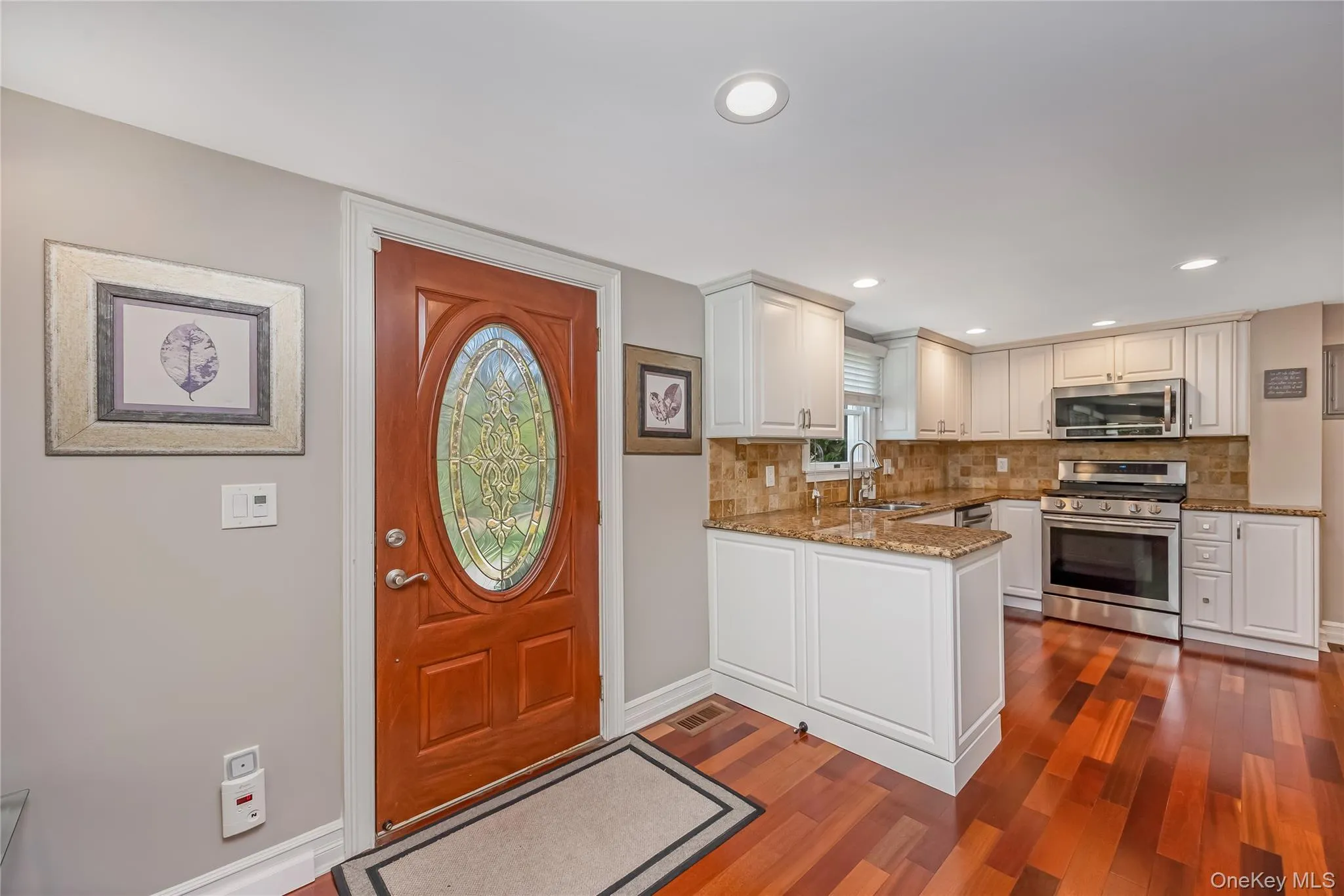 427 Vanderbilt Boulevard, Islip, NY, 3 Bedrooms Bedrooms, 8 Rooms Rooms,2 BathroomsBathrooms,Residential,For Rent,Vanderbilt,0,1004669 427 Vanderbilt Boulevard, Islip, NY, 3 Bedrooms Bedrooms, 8 Rooms Rooms,2 BathroomsBathrooms,Residential,For Rent,Vanderbilt,0,1004669