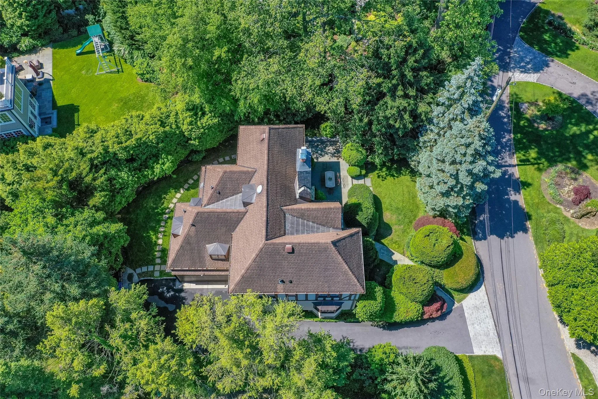 18 Hemlock Road, Eastchester, NY, 4 Bedrooms Bedrooms, 8 Rooms Rooms,3 BathroomsBathrooms,Residential,For Rent,Hemlock,0,1004671 18 Hemlock Road, Eastchester, NY, 4 Bedrooms Bedrooms, 8 Rooms Rooms,3 BathroomsBathrooms,Residential,For Rent,Hemlock,0,1004671