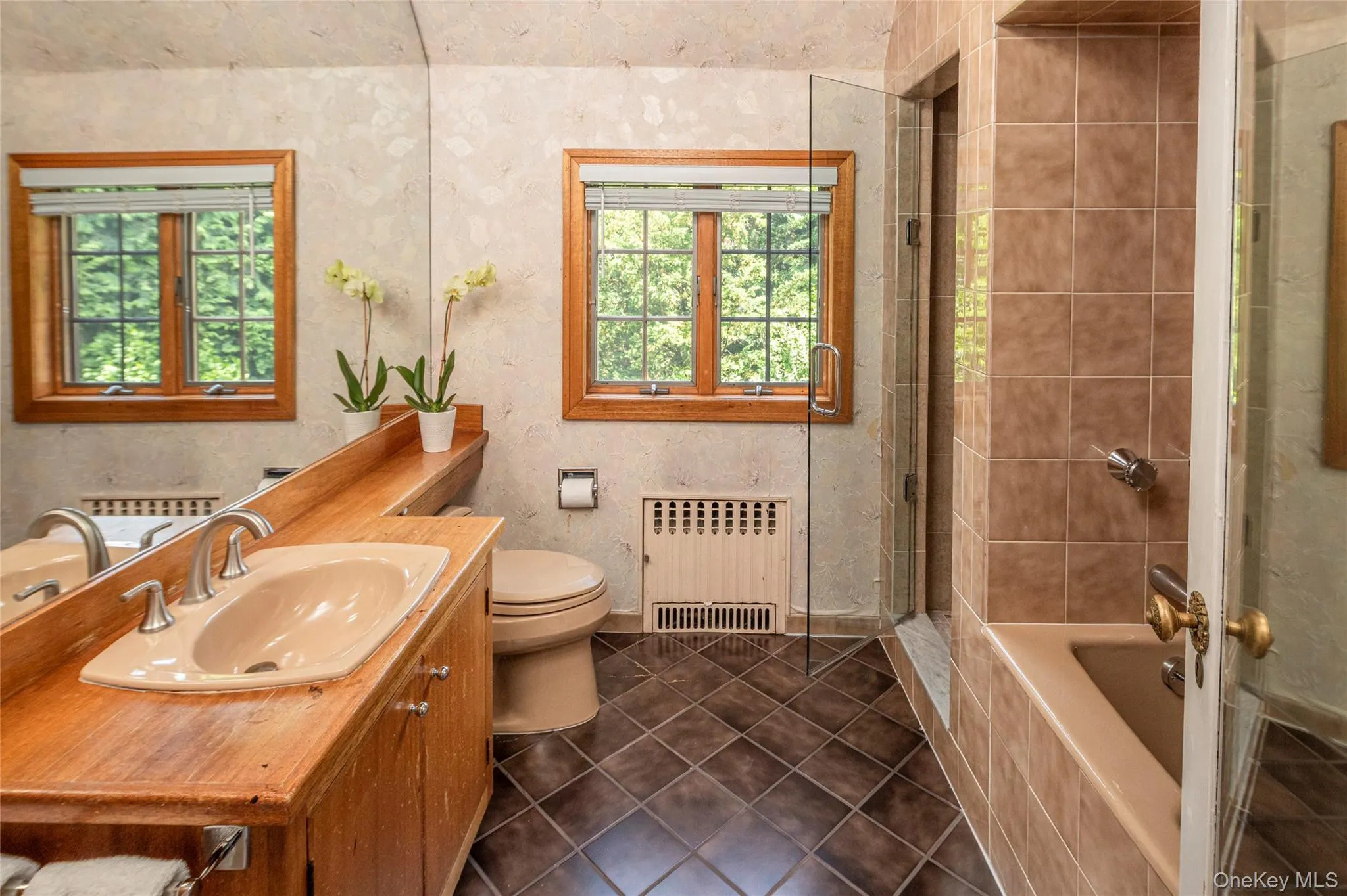 18 Hemlock Road, Eastchester, NY, 4 Bedrooms Bedrooms, 8 Rooms Rooms,3 BathroomsBathrooms,Residential,For Rent,Hemlock,0,1004671 18 Hemlock Road, Eastchester, NY, 4 Bedrooms Bedrooms, 8 Rooms Rooms,3 BathroomsBathrooms,Residential,For Rent,Hemlock,0,1004671