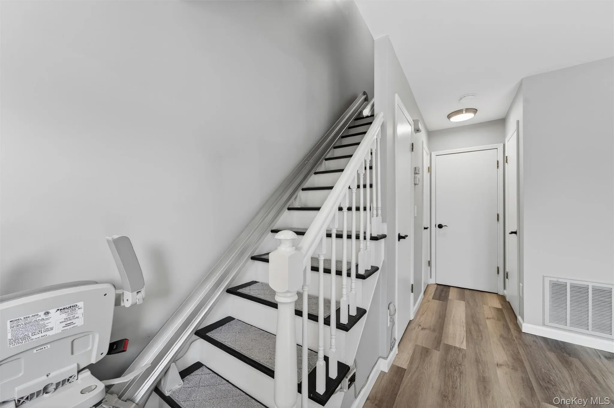 43 The Rise, Warwick (town), NY, 2 Bedrooms Bedrooms, 7 Rooms Rooms,1 BathroomBathrooms,Residential,For Rent,The Rise,0,1004677 43 The Rise, Warwick (town), NY, 2 Bedrooms Bedrooms, 7 Rooms Rooms,1 BathroomBathrooms,Residential,For Rent,The Rise,0,1004677