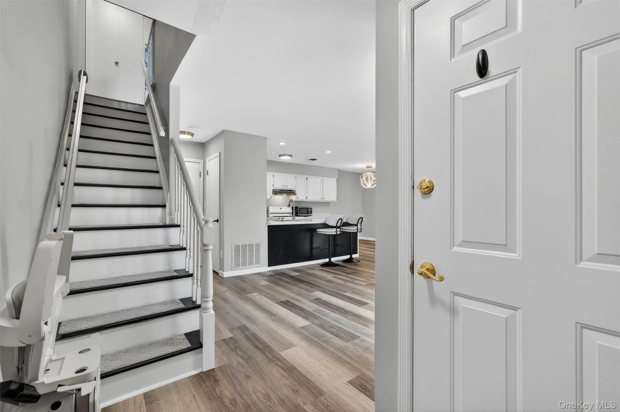 43 The Rise, Warwick (town), NY, 2 Bedrooms Bedrooms, 7 Rooms Rooms,1 BathroomBathrooms,Residential,For Rent,The Rise,0,1004677 43 The Rise, Warwick (town), NY, 2 Bedrooms Bedrooms, 7 Rooms Rooms,1 BathroomBathrooms,Residential,For Rent,The Rise,0,1004677