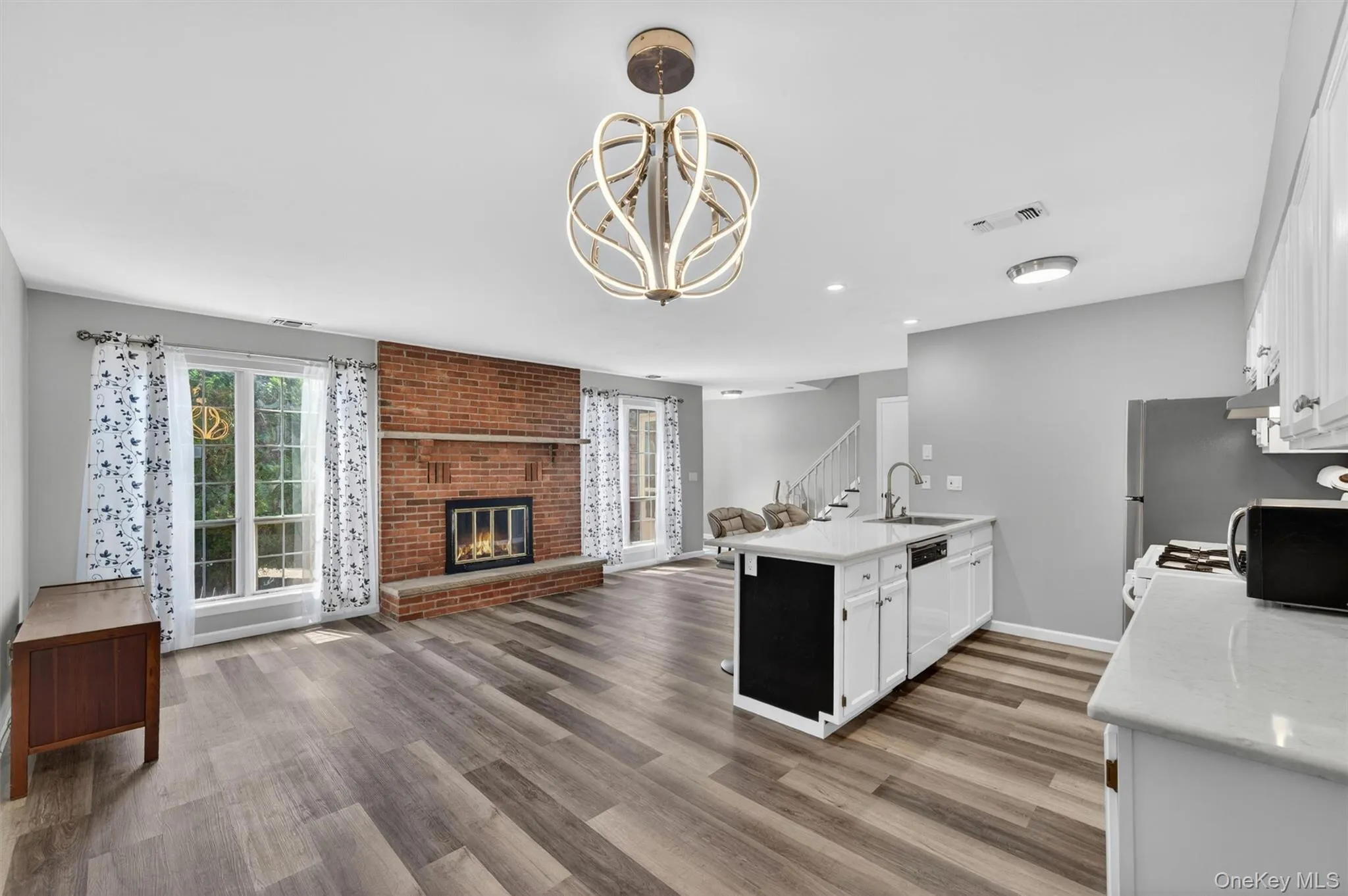 43 The Rise, Warwick (town), NY, 2 Bedrooms Bedrooms, 7 Rooms Rooms,1 BathroomBathrooms,Residential,For Rent,The Rise,0,1004677 43 The Rise, Warwick (town), NY, 2 Bedrooms Bedrooms, 7 Rooms Rooms,1 BathroomBathrooms,Residential,For Rent,The Rise,0,1004677