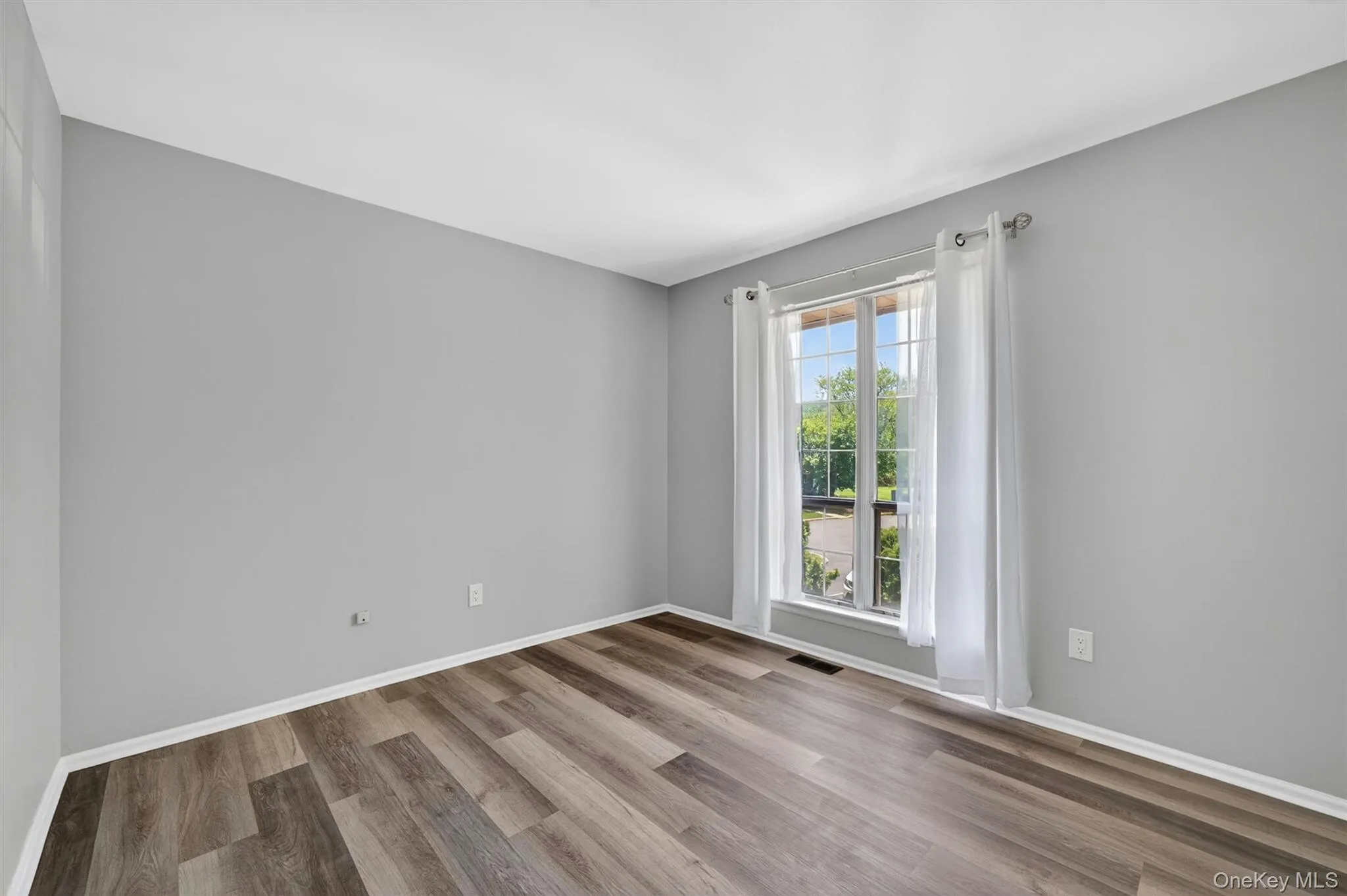 43 The Rise, Warwick (town), NY, 2 Bedrooms Bedrooms, 7 Rooms Rooms,1 BathroomBathrooms,Residential,For Rent,The Rise,0,1004677 43 The Rise, Warwick (town), NY, 2 Bedrooms Bedrooms, 7 Rooms Rooms,1 BathroomBathrooms,Residential,For Rent,The Rise,0,1004677