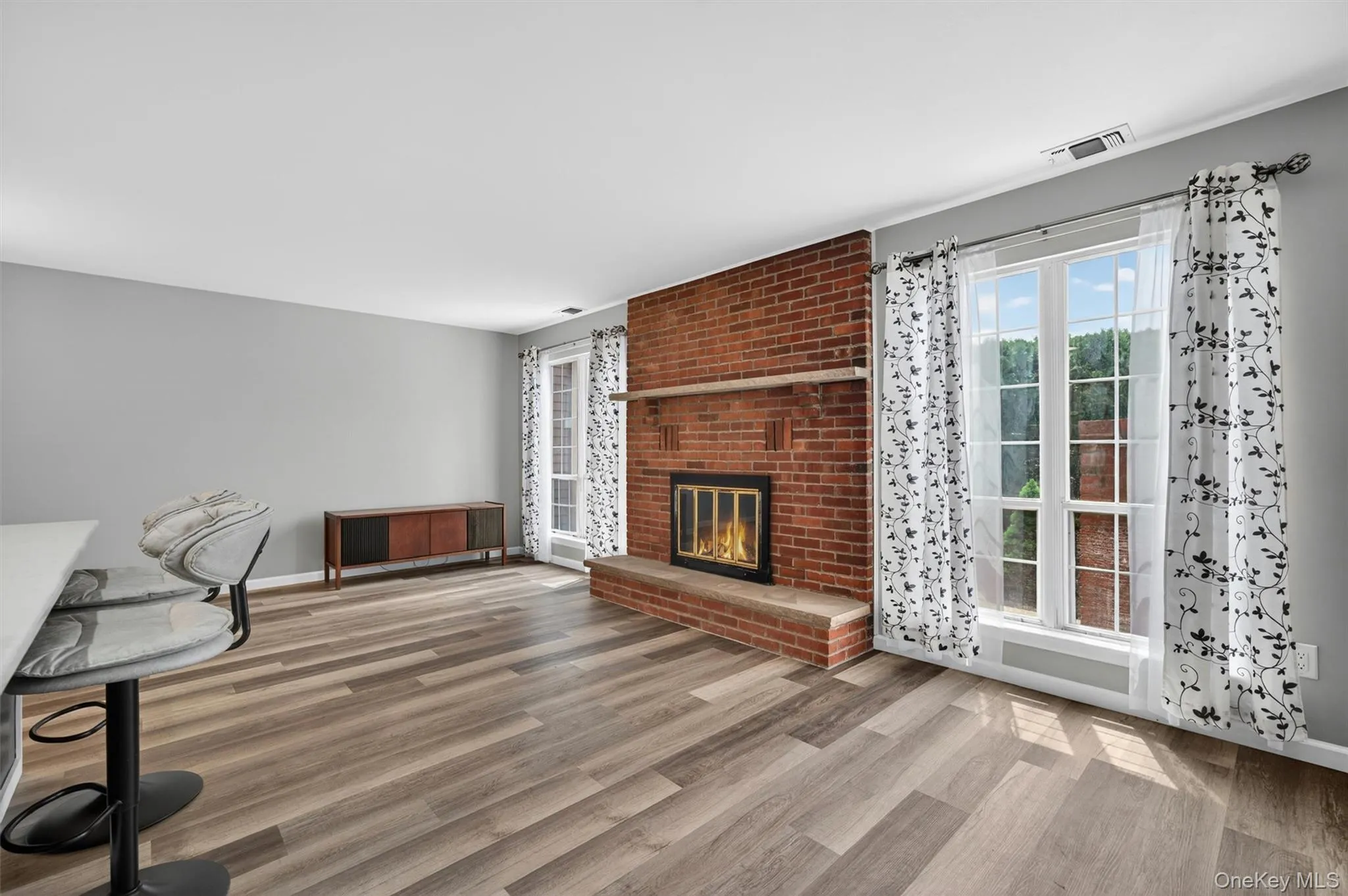 43 The Rise, Warwick (town), NY, 2 Bedrooms Bedrooms, 7 Rooms Rooms,1 BathroomBathrooms,Residential,For Rent,The Rise,0,1004677 43 The Rise, Warwick (town), NY, 2 Bedrooms Bedrooms, 7 Rooms Rooms,1 BathroomBathrooms,Residential,For Rent,The Rise,0,1004677