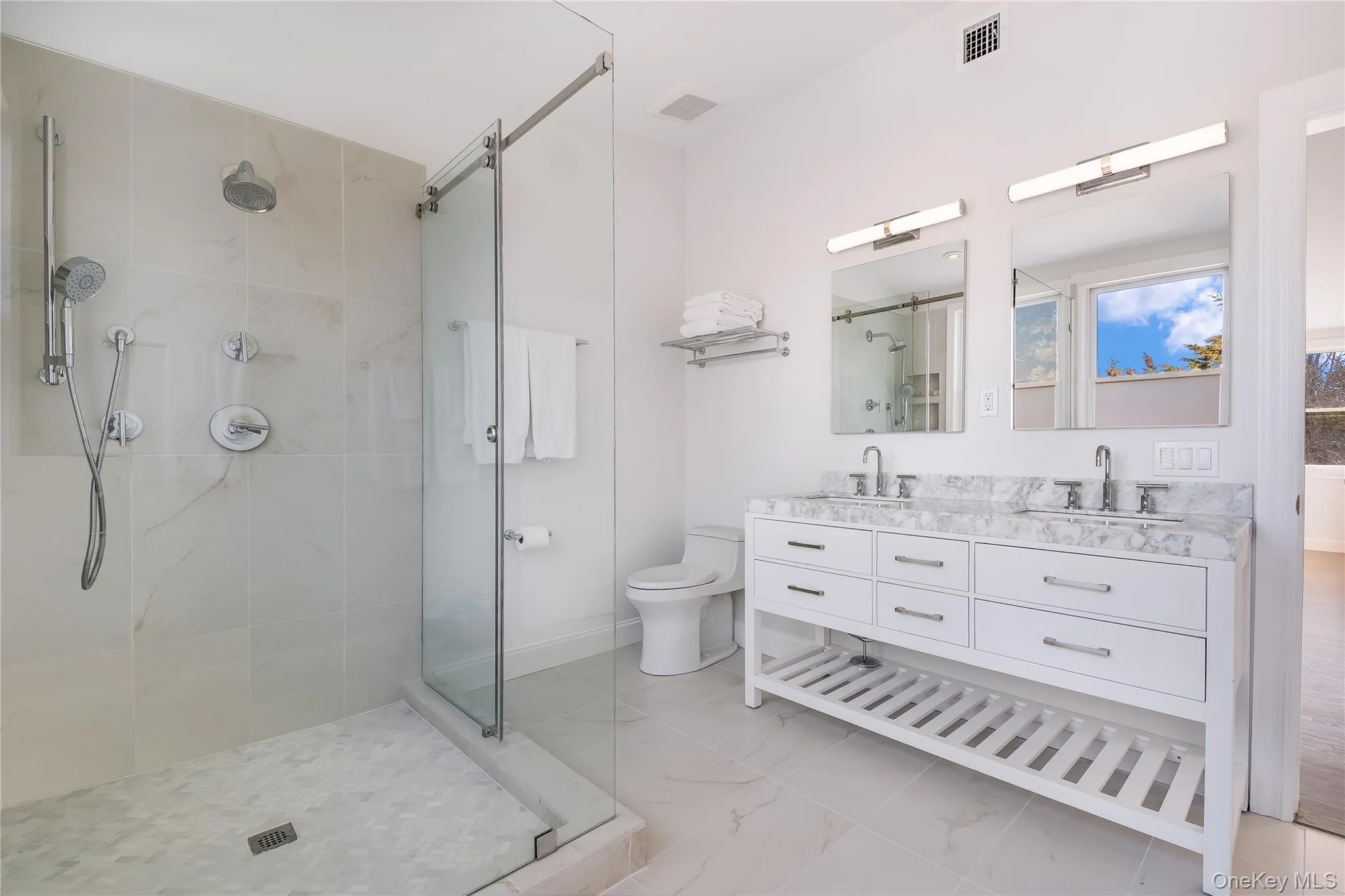 74 Hampton Lane, East Hampton, NY, 5 Bedrooms Bedrooms, 8 Rooms Rooms,4 BathroomsBathrooms,Residential,For Rent,Hampton,0,1004680 74 Hampton Lane, East Hampton, NY, 5 Bedrooms Bedrooms, 8 Rooms Rooms,4 BathroomsBathrooms,Residential,For Rent,Hampton,0,1004680