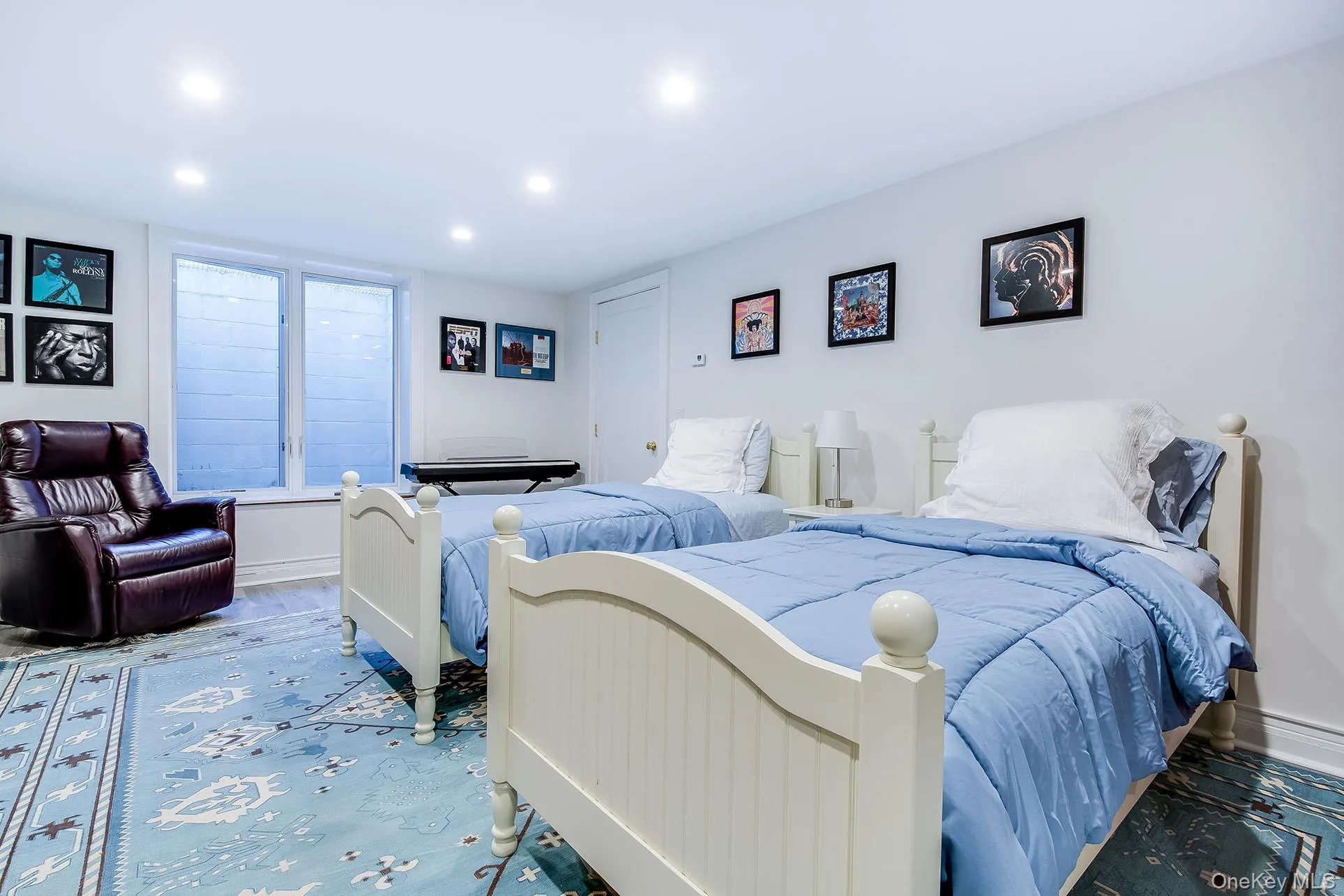 74 Hampton Lane, East Hampton, NY, 5 Bedrooms Bedrooms, 8 Rooms Rooms,4 BathroomsBathrooms,Residential,For Rent,Hampton,0,1004680 74 Hampton Lane, East Hampton, NY, 5 Bedrooms Bedrooms, 8 Rooms Rooms,4 BathroomsBathrooms,Residential,For Rent,Hampton,0,1004680