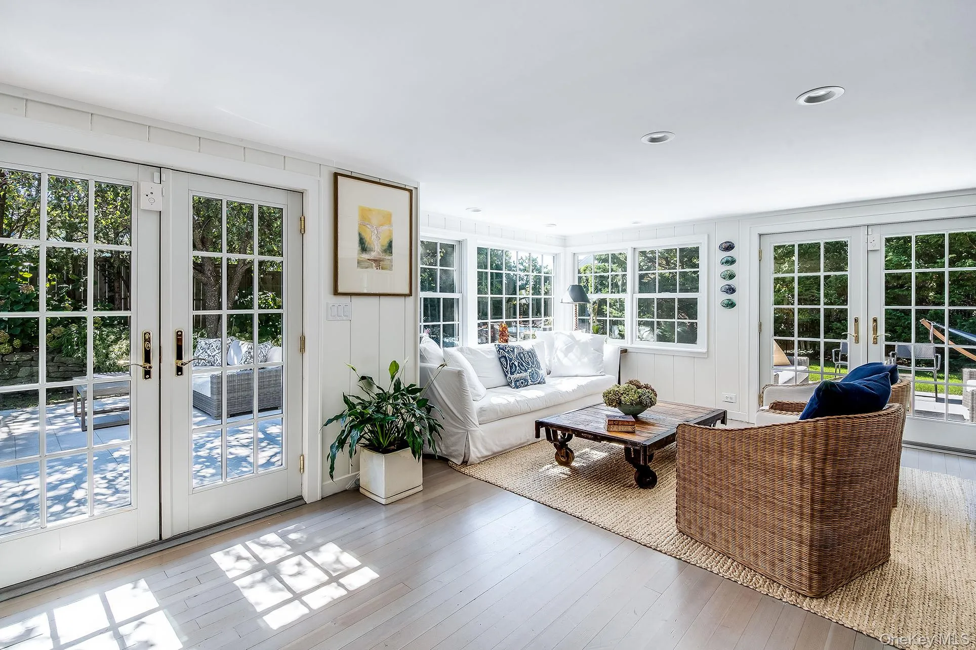 74 Hampton Lane, East Hampton, NY, 5 Bedrooms Bedrooms, 8 Rooms Rooms,4 BathroomsBathrooms,Residential,For Rent,Hampton,0,1004680 74 Hampton Lane, East Hampton, NY, 5 Bedrooms Bedrooms, 8 Rooms Rooms,4 BathroomsBathrooms,Residential,For Rent,Hampton,0,1004680