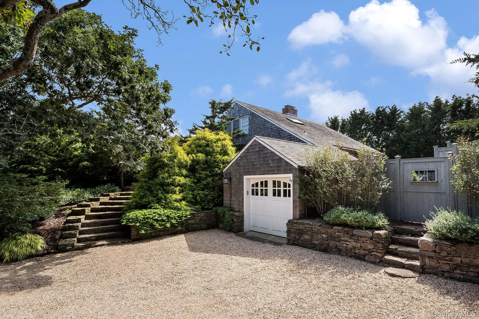 74 Hampton Lane, East Hampton, NY, 5 Bedrooms Bedrooms, 8 Rooms Rooms,4 BathroomsBathrooms,Residential,For Rent,Hampton,0,1004680 74 Hampton Lane, East Hampton, NY, 5 Bedrooms Bedrooms, 8 Rooms Rooms,4 BathroomsBathrooms,Residential,For Rent,Hampton,0,1004680