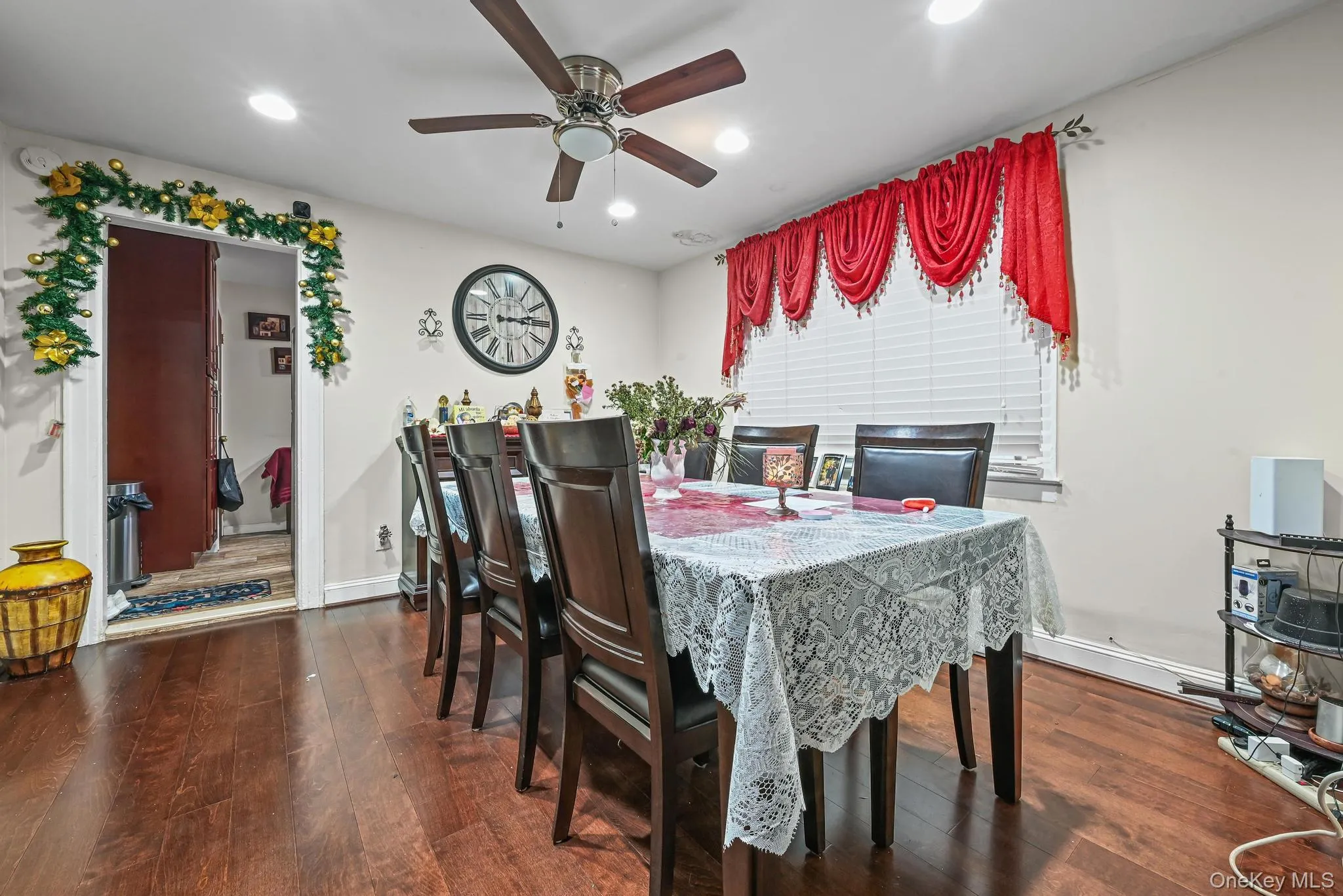 19028 118th Avenue, New York, NY, 3 Bedrooms Bedrooms, 10 Rooms Rooms,1 BathroomBathrooms,Residential,For Rent,118th,0,1004685 19028 118th Avenue, New York, NY, 3 Bedrooms Bedrooms, 10 Rooms Rooms,1 BathroomBathrooms,Residential,For Rent,118th,0,1004685