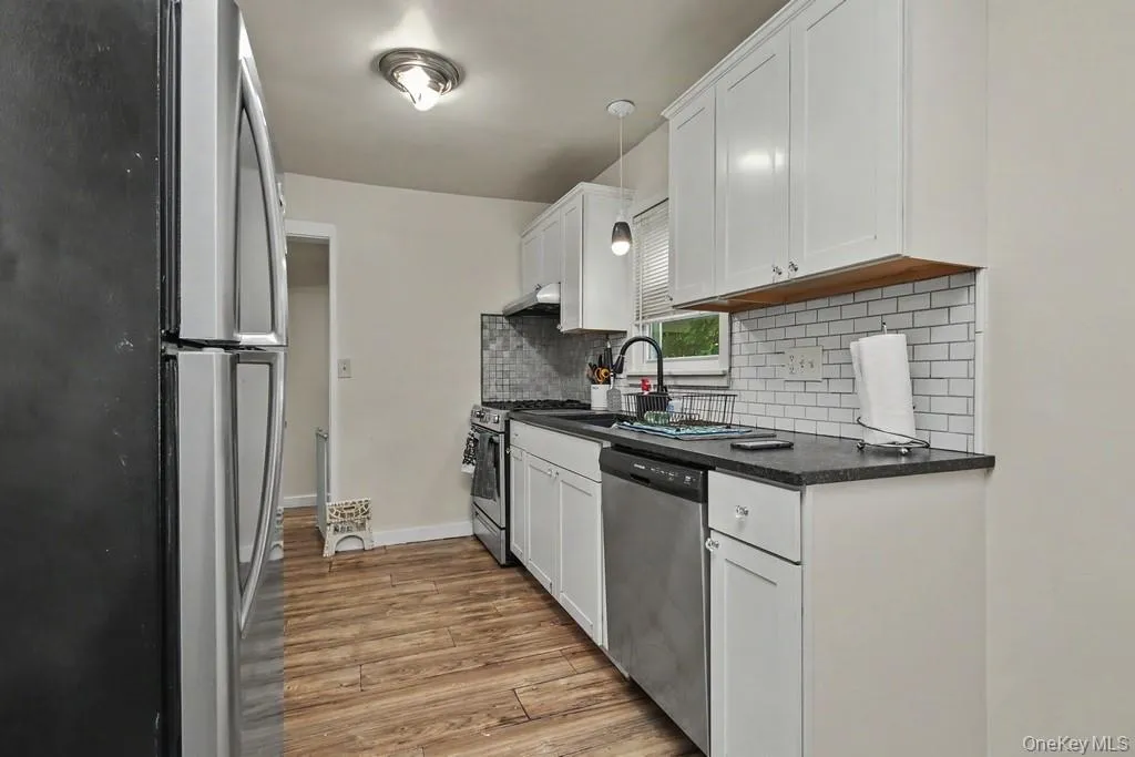 4 Jerome Drive, Patterson, NY, 2 Bedrooms Bedrooms, 4 Rooms Rooms,1 BathroomBathrooms,Residential,For Rent,Jerome,0,1004691 4 Jerome Drive, Patterson, NY, 2 Bedrooms Bedrooms, 4 Rooms Rooms,1 BathroomBathrooms,Residential,For Rent,Jerome,0,1004691