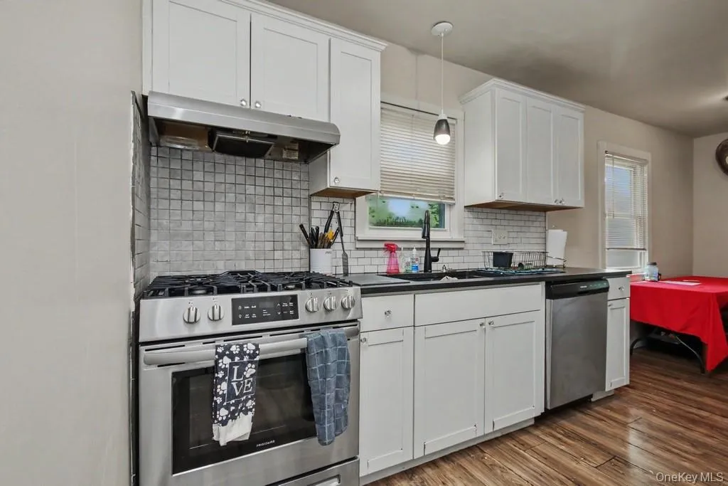 4 Jerome Drive, Patterson, NY, 2 Bedrooms Bedrooms, 4 Rooms Rooms,1 BathroomBathrooms,Residential,For Rent,Jerome,0,1004691 4 Jerome Drive, Patterson, NY, 2 Bedrooms Bedrooms, 4 Rooms Rooms,1 BathroomBathrooms,Residential,For Rent,Jerome,0,1004691