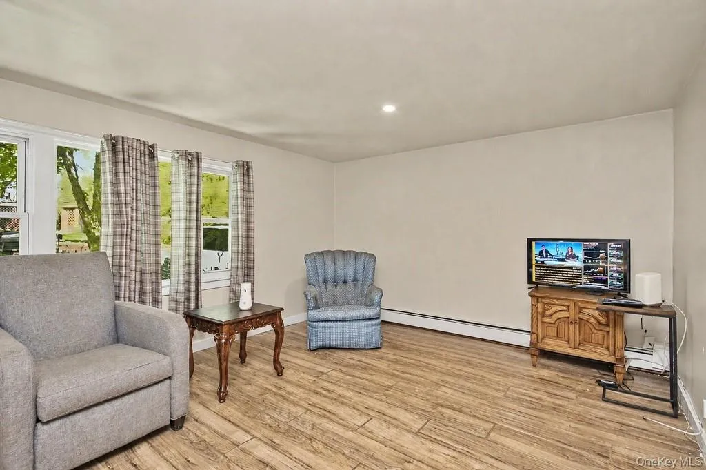 4 Jerome Drive, Patterson, NY, 2 Bedrooms Bedrooms, 4 Rooms Rooms,1 BathroomBathrooms,Residential,For Rent,Jerome,0,1004691 4 Jerome Drive, Patterson, NY, 2 Bedrooms Bedrooms, 4 Rooms Rooms,1 BathroomBathrooms,Residential,For Rent,Jerome,0,1004691