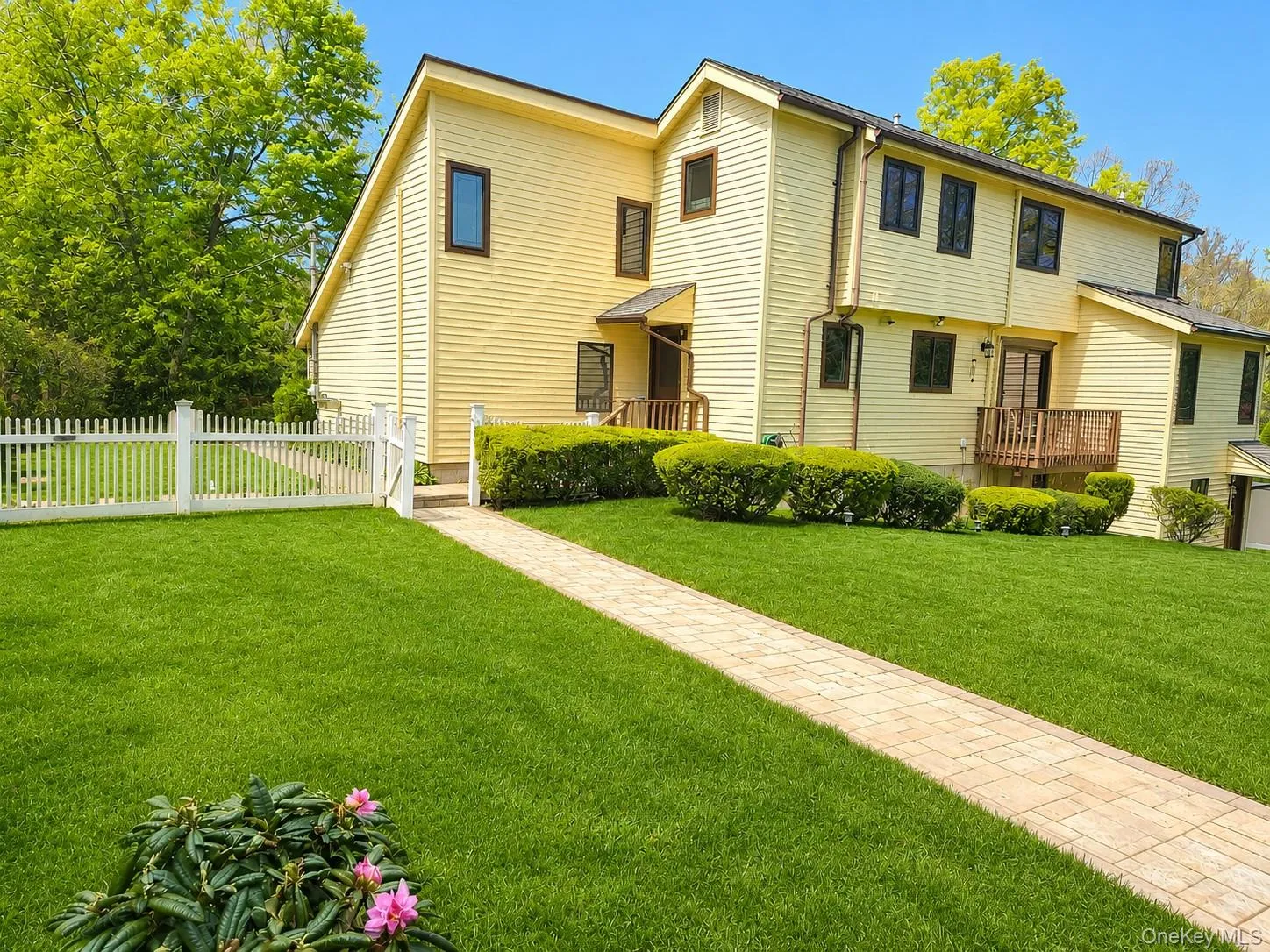 19 West Street, Brookhaven, NY, 4 Bedrooms Bedrooms, 13 Rooms Rooms,3 BathroomsBathrooms,Residential,For Rent,West,0,1004694 19 West Street, Brookhaven, NY, 4 Bedrooms Bedrooms, 13 Rooms Rooms,3 BathroomsBathrooms,Residential,For Rent,West,0,1004694