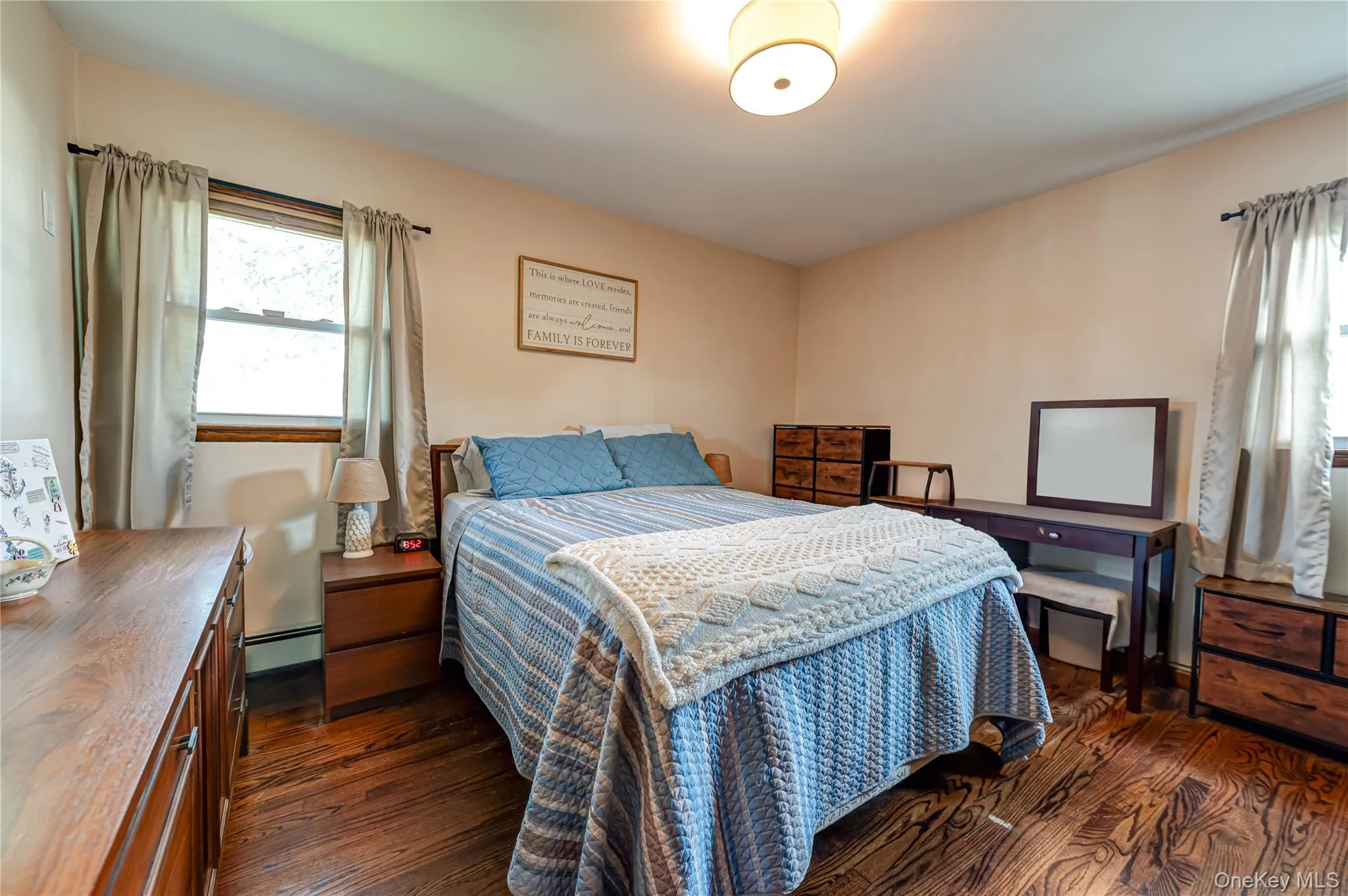 19 Buchanan Avenue, Babylon, NY, 3 Bedrooms Bedrooms, 6 Rooms Rooms,1 BathroomBathrooms,Residential,For Rent,Buchanan,0,1004696 19 Buchanan Avenue, Babylon, NY, 3 Bedrooms Bedrooms, 6 Rooms Rooms,1 BathroomBathrooms,Residential,For Rent,Buchanan,0,1004696