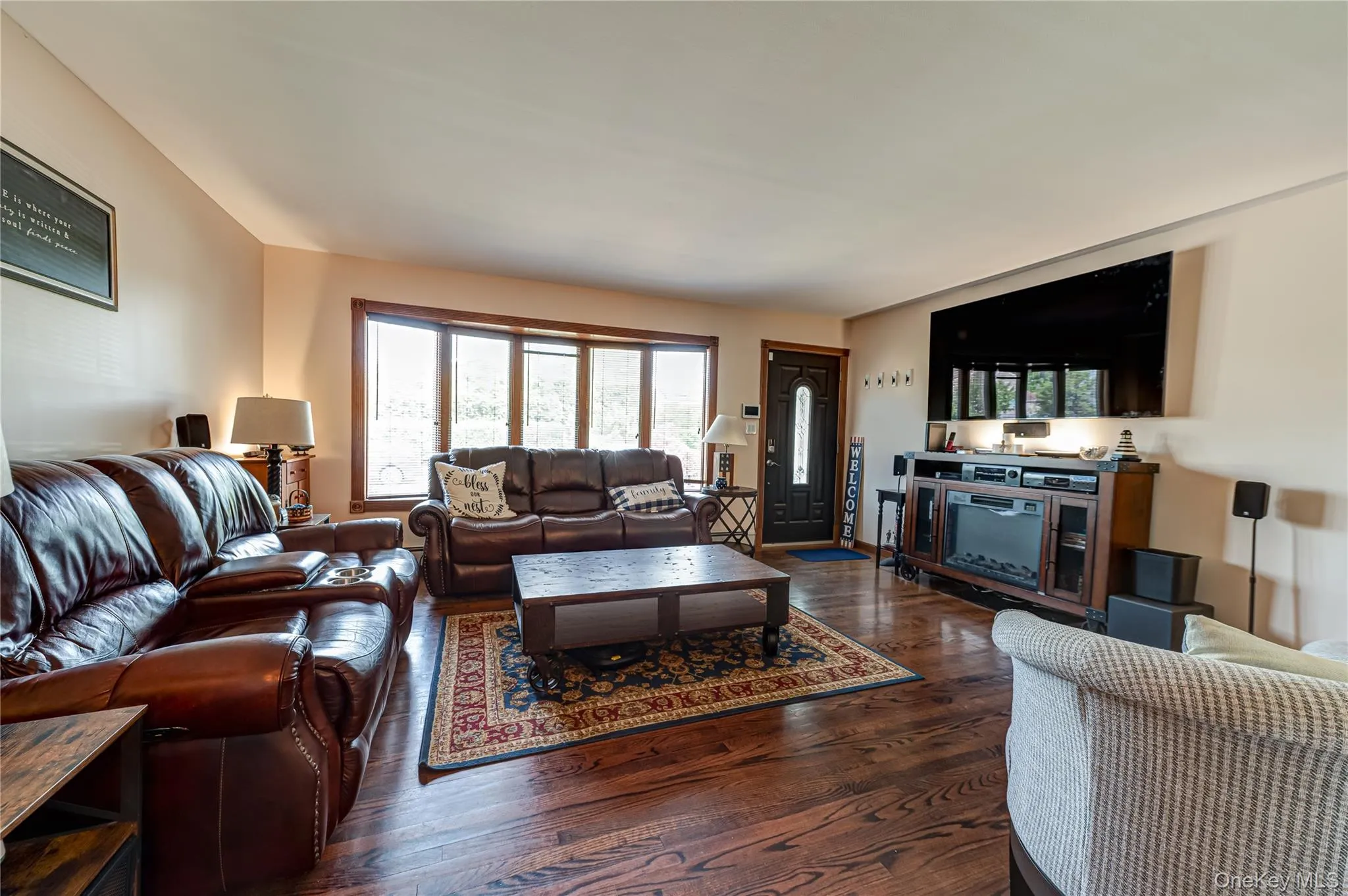 19 Buchanan Avenue, Babylon, NY, 3 Bedrooms Bedrooms, 6 Rooms Rooms,1 BathroomBathrooms,Residential,For Rent,Buchanan,0,1004696 19 Buchanan Avenue, Babylon, NY, 3 Bedrooms Bedrooms, 6 Rooms Rooms,1 BathroomBathrooms,Residential,For Rent,Buchanan,0,1004696