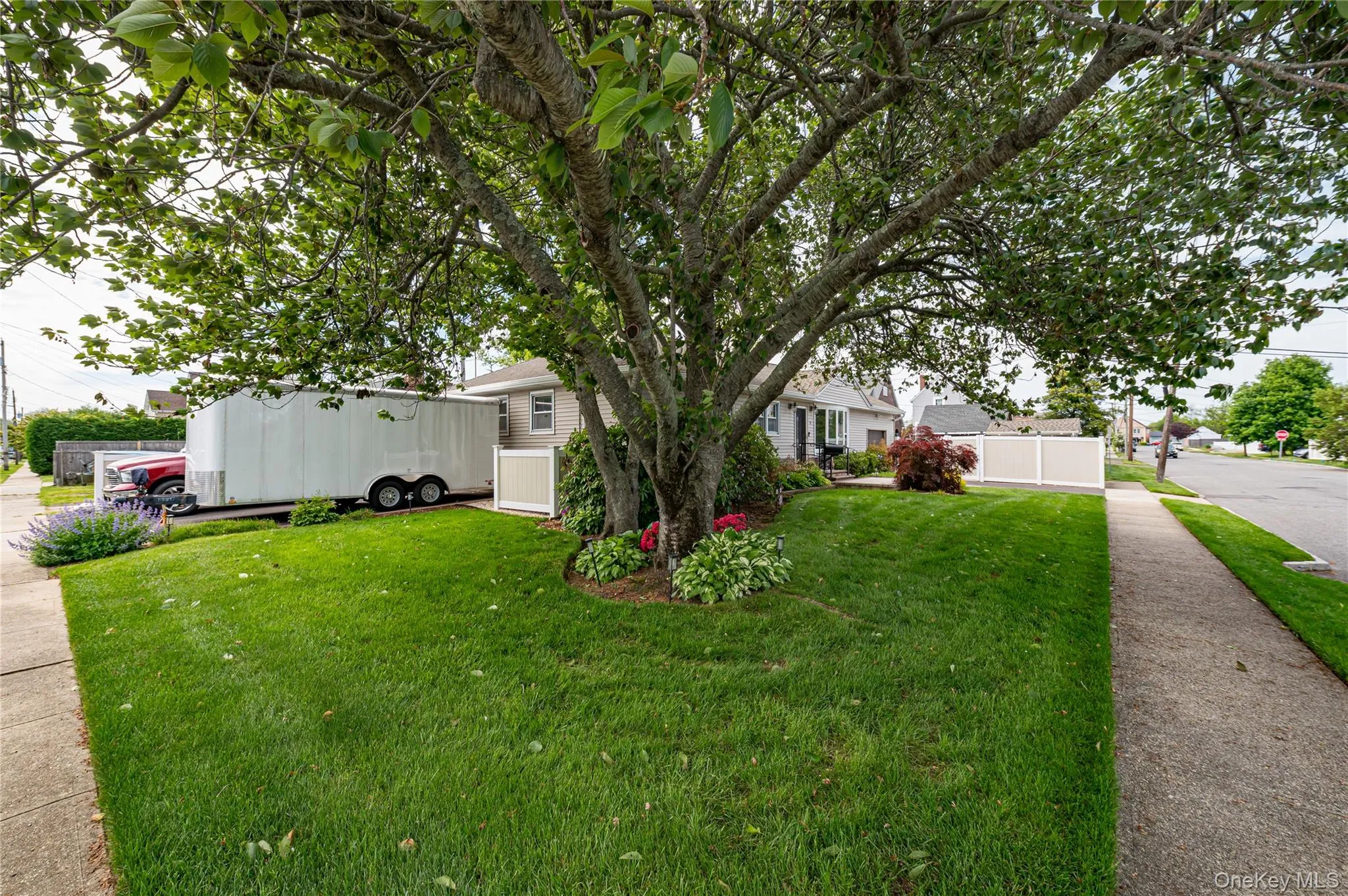 19 Buchanan Avenue, Babylon, NY, 3 Bedrooms Bedrooms, 6 Rooms Rooms,1 BathroomBathrooms,Residential,For Rent,Buchanan,0,1004696 19 Buchanan Avenue, Babylon, NY, 3 Bedrooms Bedrooms, 6 Rooms Rooms,1 BathroomBathrooms,Residential,For Rent,Buchanan,0,1004696