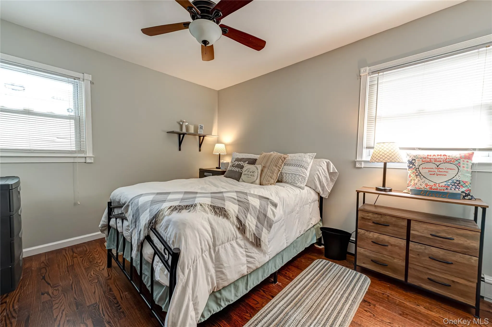 19 Buchanan Avenue, Babylon, NY, 3 Bedrooms Bedrooms, 6 Rooms Rooms,1 BathroomBathrooms,Residential,For Rent,Buchanan,0,1004696 19 Buchanan Avenue, Babylon, NY, 3 Bedrooms Bedrooms, 6 Rooms Rooms,1 BathroomBathrooms,Residential,For Rent,Buchanan,0,1004696
