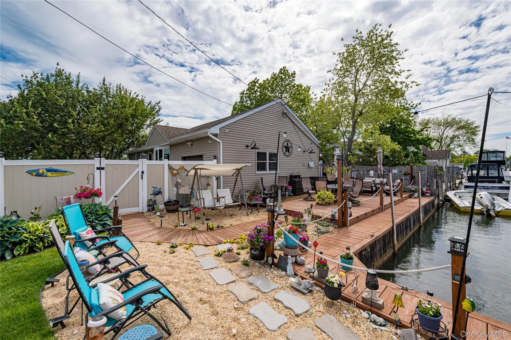 19 Buchanan Avenue, Babylon, NY, 3 Bedrooms Bedrooms, 6 Rooms Rooms,1 BathroomBathrooms,Residential,For Rent,Buchanan,0,1004696 19 Buchanan Avenue, Babylon, NY, 3 Bedrooms Bedrooms, 6 Rooms Rooms,1 BathroomBathrooms,Residential,For Rent,Buchanan,0,1004696