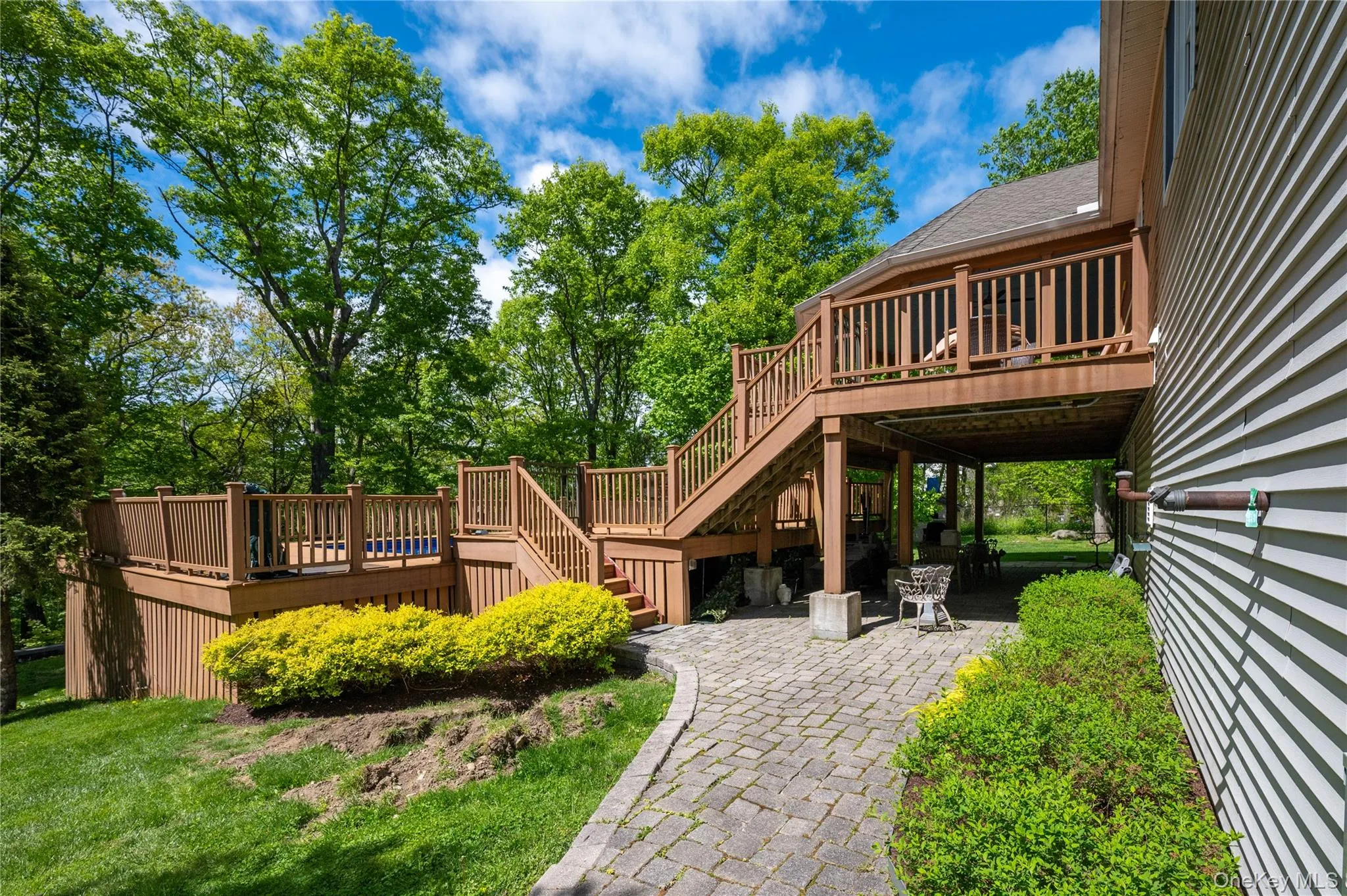 17 James Court, Carmel, NY, 3 Bedrooms Bedrooms, 8 Rooms Rooms,3 BathroomsBathrooms,Residential,For Rent,James,0,1004697 17 James Court, Carmel, NY, 3 Bedrooms Bedrooms, 8 Rooms Rooms,3 BathroomsBathrooms,Residential,For Rent,James,0,1004697