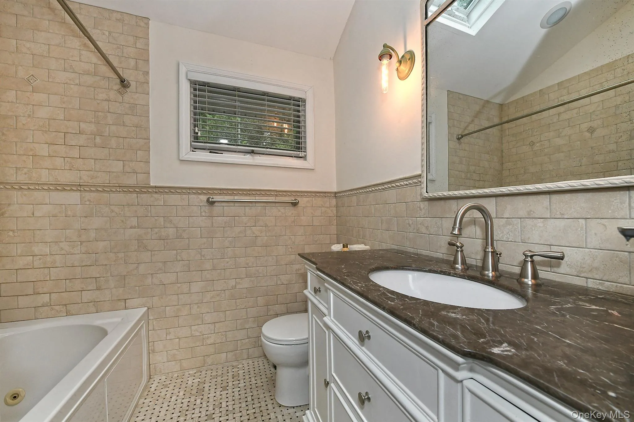 44 Wyoming Drive, Huntington, NY, 3 Bedrooms Bedrooms, 8 Rooms Rooms,3 BathroomsBathrooms,Residential,For Rent,Wyoming,0,1004698 44 Wyoming Drive, Huntington, NY, 3 Bedrooms Bedrooms, 8 Rooms Rooms,3 BathroomsBathrooms,Residential,For Rent,Wyoming,0,1004698