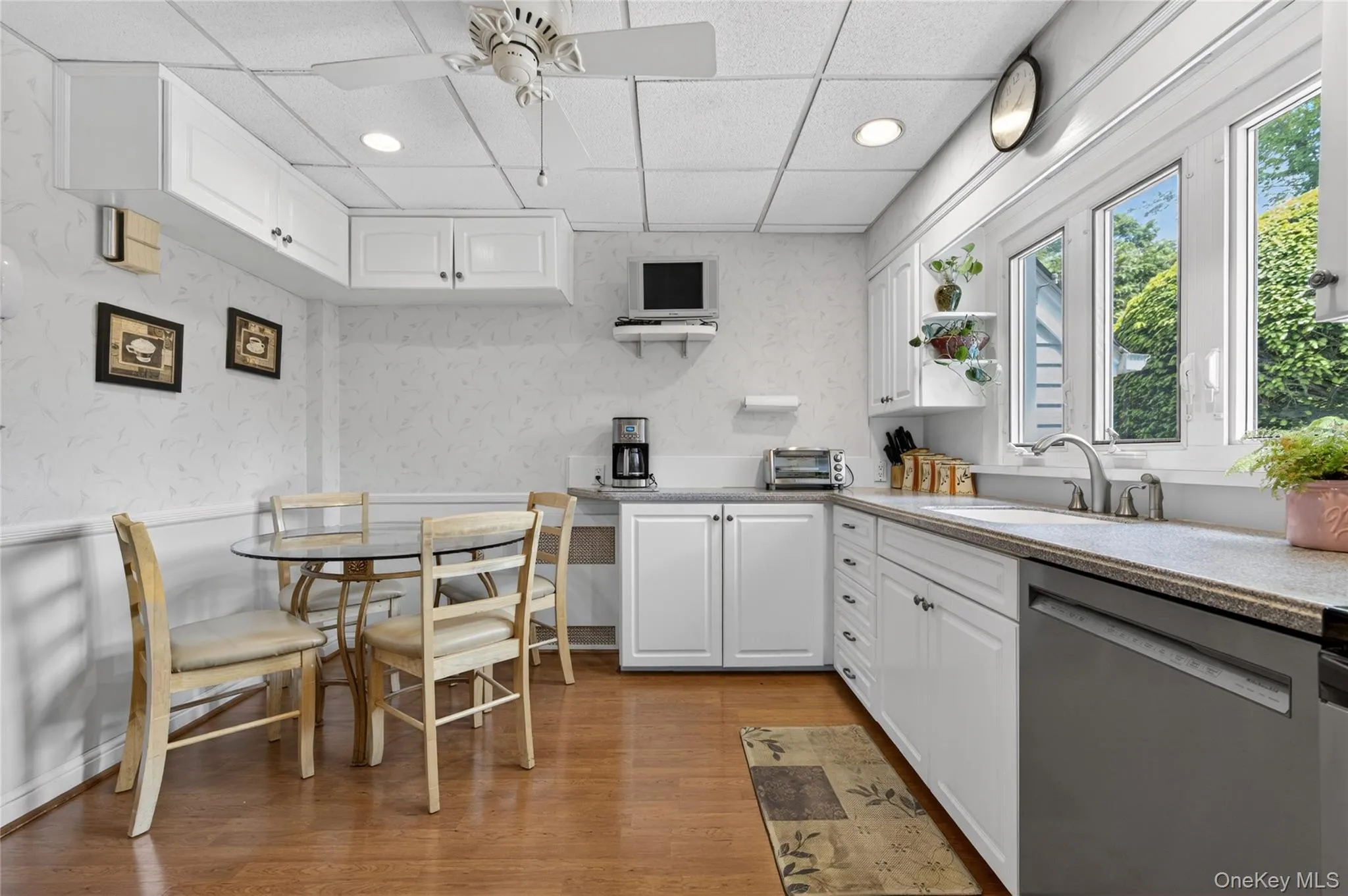 2062 Webster Street, Hempstead, NY, 3 Bedrooms Bedrooms, 7 Rooms Rooms,1 BathroomBathrooms,Residential,For Rent,Webster,0,1004701 2062 Webster Street, Hempstead, NY, 3 Bedrooms Bedrooms, 7 Rooms Rooms,1 BathroomBathrooms,Residential,For Rent,Webster,0,1004701
