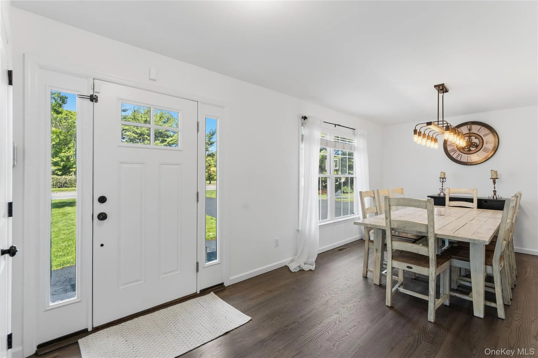 587 Blue Point Road, Brookhaven, NY, 4 Bedrooms Bedrooms, 7 Rooms Rooms,2 BathroomsBathrooms,Residential,For Rent,Blue Point,0,1004703 587 Blue Point Road, Brookhaven, NY, 4 Bedrooms Bedrooms, 7 Rooms Rooms,2 BathroomsBathrooms,Residential,For Rent,Blue Point,0,1004703