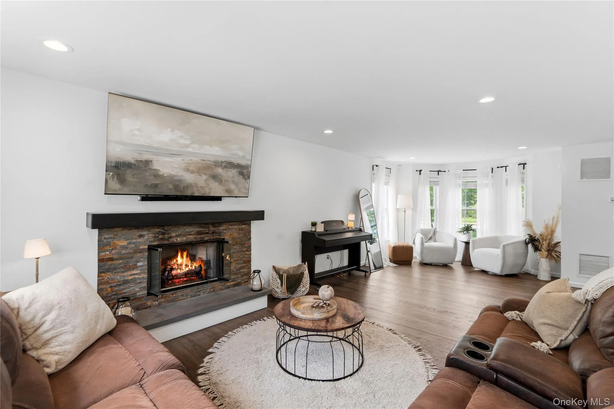 587 Blue Point Road, Brookhaven, NY, 4 Bedrooms Bedrooms, 7 Rooms Rooms,2 BathroomsBathrooms,Residential,For Rent,Blue Point,0,1004703 587 Blue Point Road, Brookhaven, NY, 4 Bedrooms Bedrooms, 7 Rooms Rooms,2 BathroomsBathrooms,Residential,For Rent,Blue Point,0,1004703