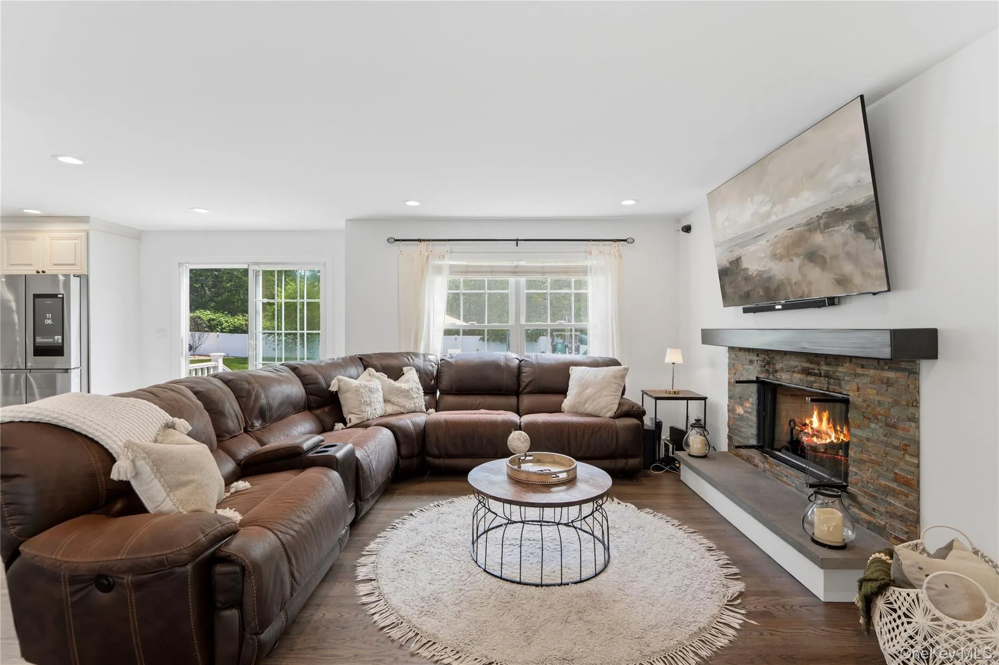 587 Blue Point Road, Brookhaven, NY, 4 Bedrooms Bedrooms, 7 Rooms Rooms,2 BathroomsBathrooms,Residential,For Rent,Blue Point,0,1004703 587 Blue Point Road, Brookhaven, NY, 4 Bedrooms Bedrooms, 7 Rooms Rooms,2 BathroomsBathrooms,Residential,For Rent,Blue Point,0,1004703