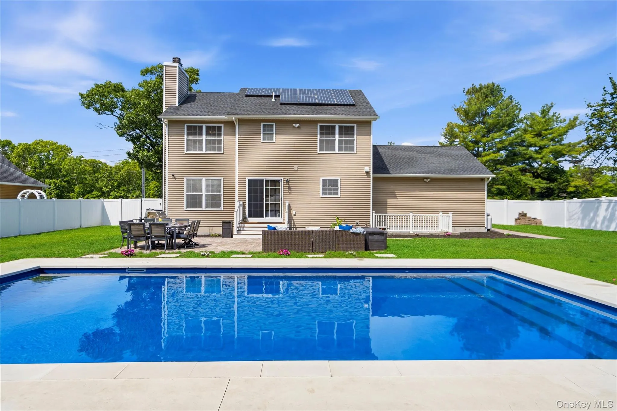 587 Blue Point Road, Brookhaven, NY, 4 Bedrooms Bedrooms, 7 Rooms Rooms,2 BathroomsBathrooms,Residential,For Rent,Blue Point,0,1004703 587 Blue Point Road, Brookhaven, NY, 4 Bedrooms Bedrooms, 7 Rooms Rooms,2 BathroomsBathrooms,Residential,For Rent,Blue Point,0,1004703