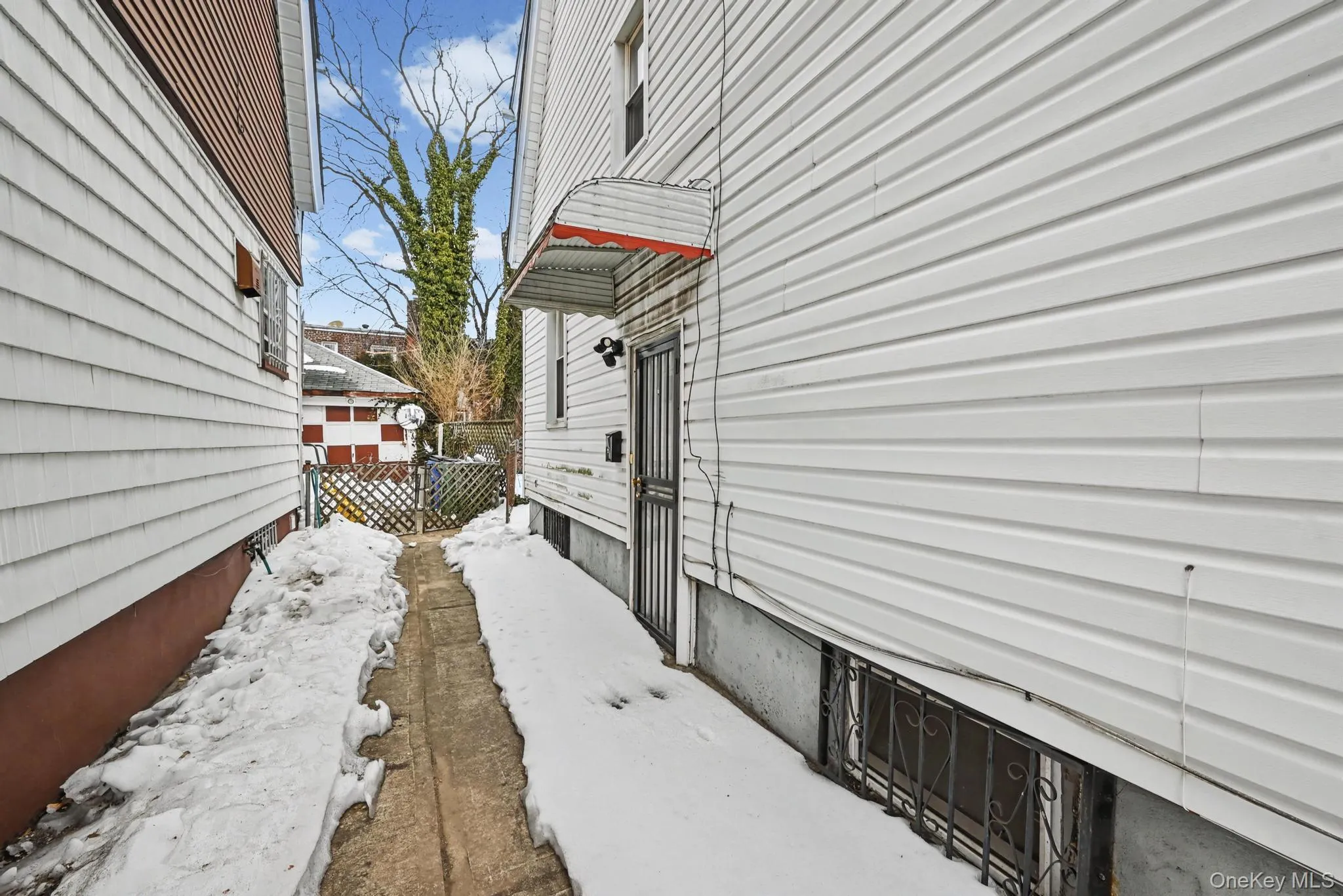 21609 115th Road, New York, NY, 3 Bedrooms Bedrooms, 10 Rooms Rooms,1 BathroomBathrooms,Residential,For Rent,115th,0,1004704 21609 115th Road, New York, NY, 3 Bedrooms Bedrooms, 10 Rooms Rooms,1 BathroomBathrooms,Residential,For Rent,115th,0,1004704