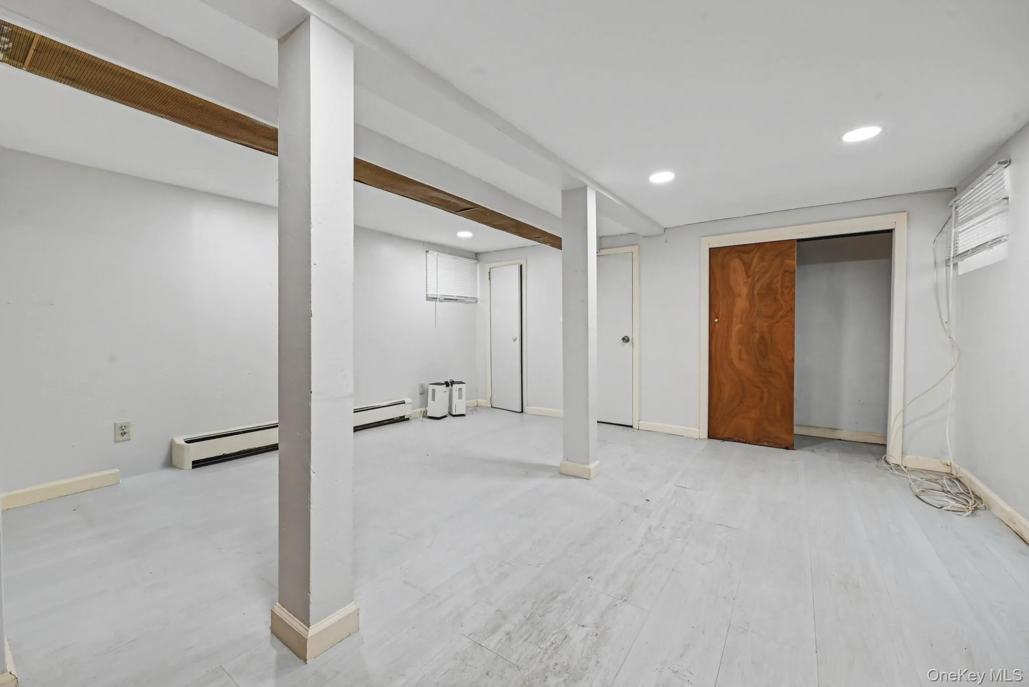 21609 115th Road, New York, NY, 3 Bedrooms Bedrooms, 10 Rooms Rooms,1 BathroomBathrooms,Residential,For Rent,115th,0,1004704 21609 115th Road, New York, NY, 3 Bedrooms Bedrooms, 10 Rooms Rooms,1 BathroomBathrooms,Residential,For Rent,115th,0,1004704