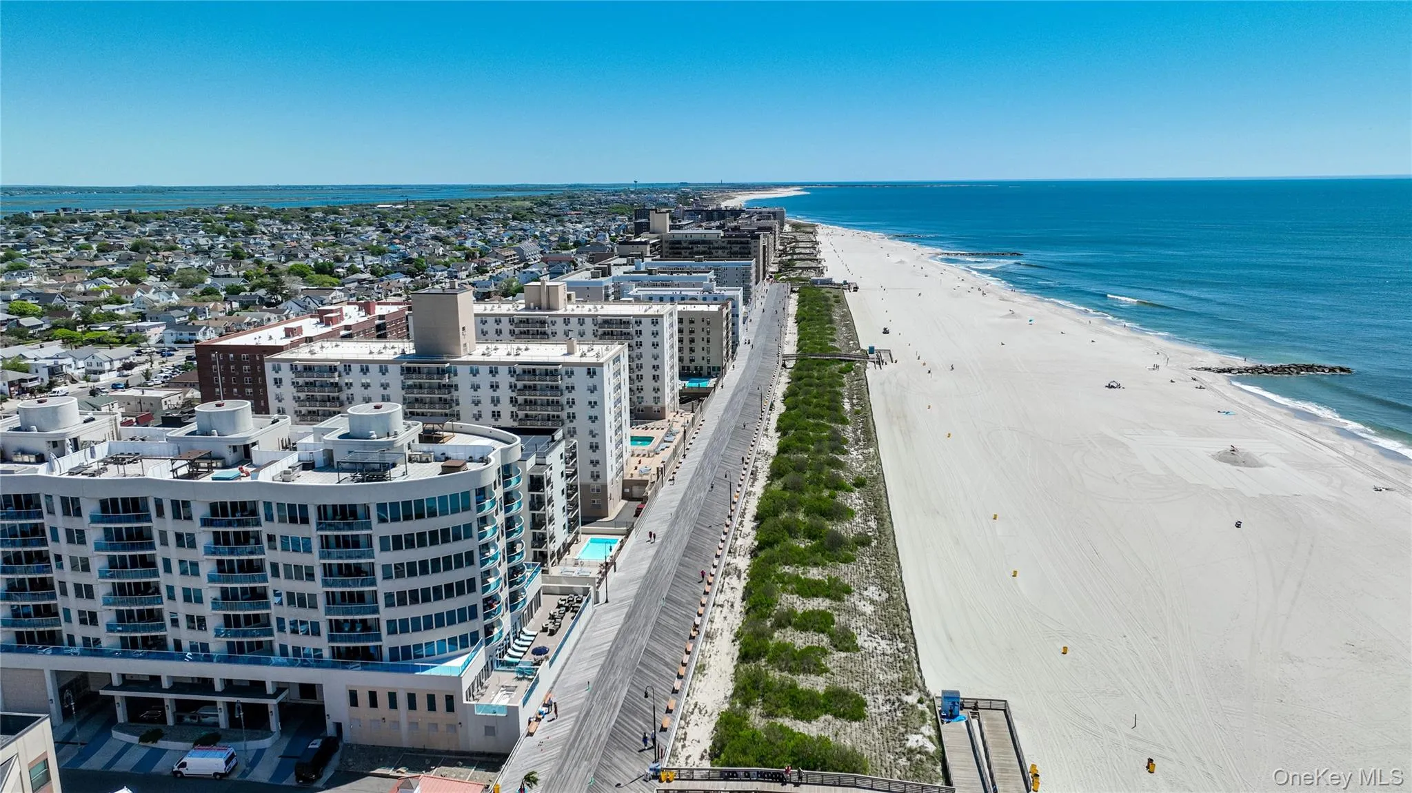 403 Boardwalk, Long Beach, NY, 4 Bedrooms Bedrooms, 7 Rooms Rooms,2 BathroomsBathrooms,Residential,For Rent,Boardwalk,0,1004707 403 Boardwalk, Long Beach, NY, 4 Bedrooms Bedrooms, 7 Rooms Rooms,2 BathroomsBathrooms,Residential,For Rent,Boardwalk,0,1004707