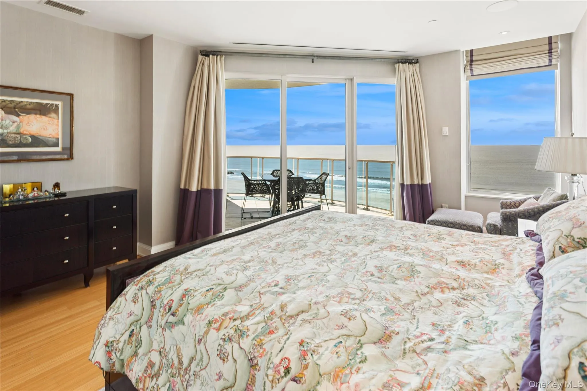 403 Boardwalk, Long Beach, NY, 4 Bedrooms Bedrooms, 7 Rooms Rooms,2 BathroomsBathrooms,Residential,For Rent,Boardwalk,0,1004707 403 Boardwalk, Long Beach, NY, 4 Bedrooms Bedrooms, 7 Rooms Rooms,2 BathroomsBathrooms,Residential,For Rent,Boardwalk,0,1004707