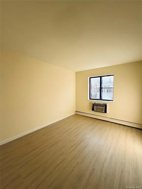 71-34 163rd Street, New York, NY, 3 Bedrooms Bedrooms, 5 Rooms Rooms,2 BathroomsBathrooms,Residential,For Rent,163rd,0,1004708 71-34 163rd Street, New York, NY, 3 Bedrooms Bedrooms, 5 Rooms Rooms,2 BathroomsBathrooms,Residential,For Rent,163rd,0,1004708