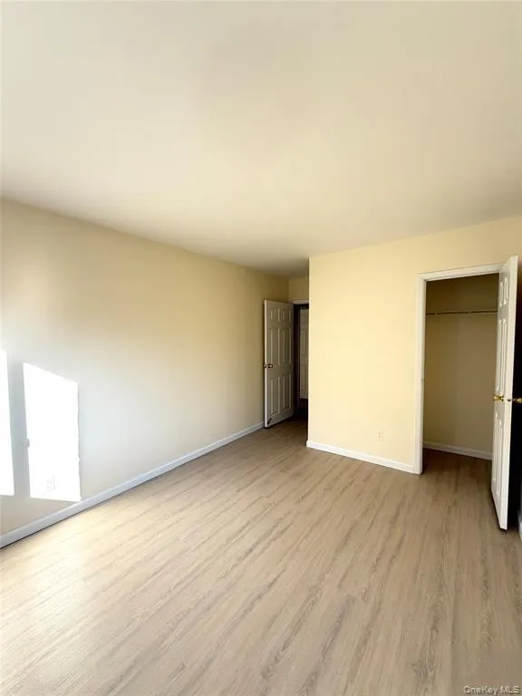 71-34 163rd Street, New York, NY, 3 Bedrooms Bedrooms, 5 Rooms Rooms,2 BathroomsBathrooms,Residential,For Rent,163rd,0,1004708 71-34 163rd Street, New York, NY, 3 Bedrooms Bedrooms, 5 Rooms Rooms,2 BathroomsBathrooms,Residential,For Rent,163rd,0,1004708