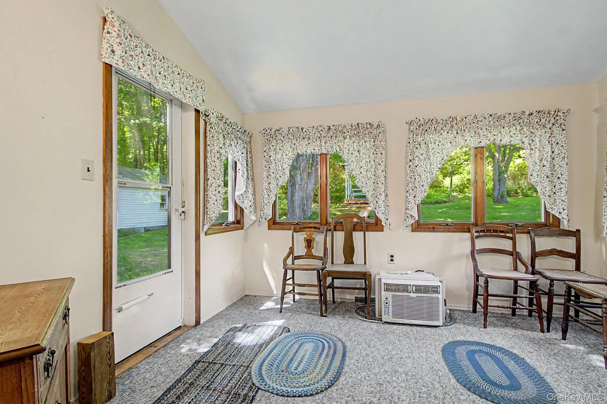 59-63 Holmes Road, Pawling, NY, 4 Bedrooms Bedrooms, 8 Rooms Rooms,3 BathroomsBathrooms,Residential,For Rent,Holmes,0,1004711 59-63 Holmes Road, Pawling, NY, 4 Bedrooms Bedrooms, 8 Rooms Rooms,3 BathroomsBathrooms,Residential,For Rent,Holmes,0,1004711