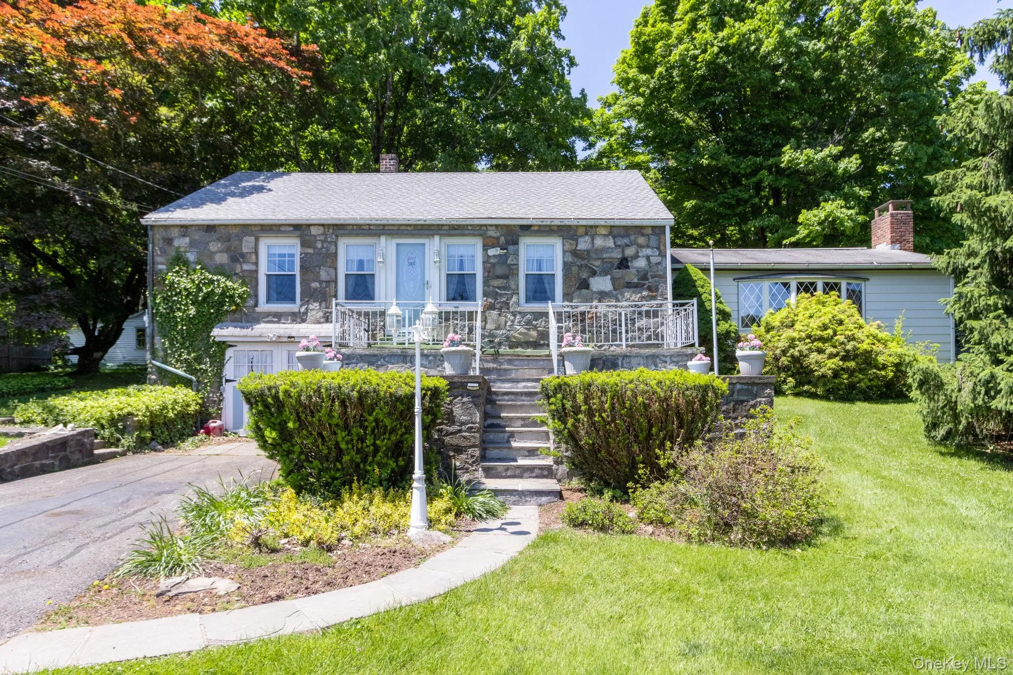 59-63 Holmes Road, Pawling, NY, 4 Bedrooms Bedrooms, 8 Rooms Rooms,3 BathroomsBathrooms,Residential,For Rent,Holmes,0,1004711 59-63 Holmes Road, Pawling, NY, 4 Bedrooms Bedrooms, 8 Rooms Rooms,3 BathroomsBathrooms,Residential,For Rent,Holmes,0,1004711