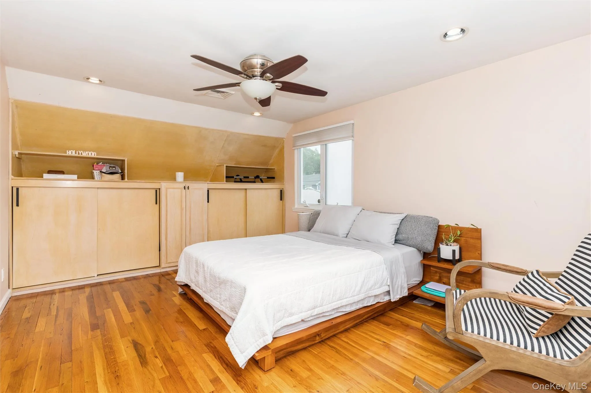 19 Fleetwood Avenue, Huntington, NY, 3 Bedrooms Bedrooms, 7 Rooms Rooms,2 BathroomsBathrooms,Residential,For Rent,Fleetwood,0,1004712 19 Fleetwood Avenue, Huntington, NY, 3 Bedrooms Bedrooms, 7 Rooms Rooms,2 BathroomsBathrooms,Residential,For Rent,Fleetwood,0,1004712