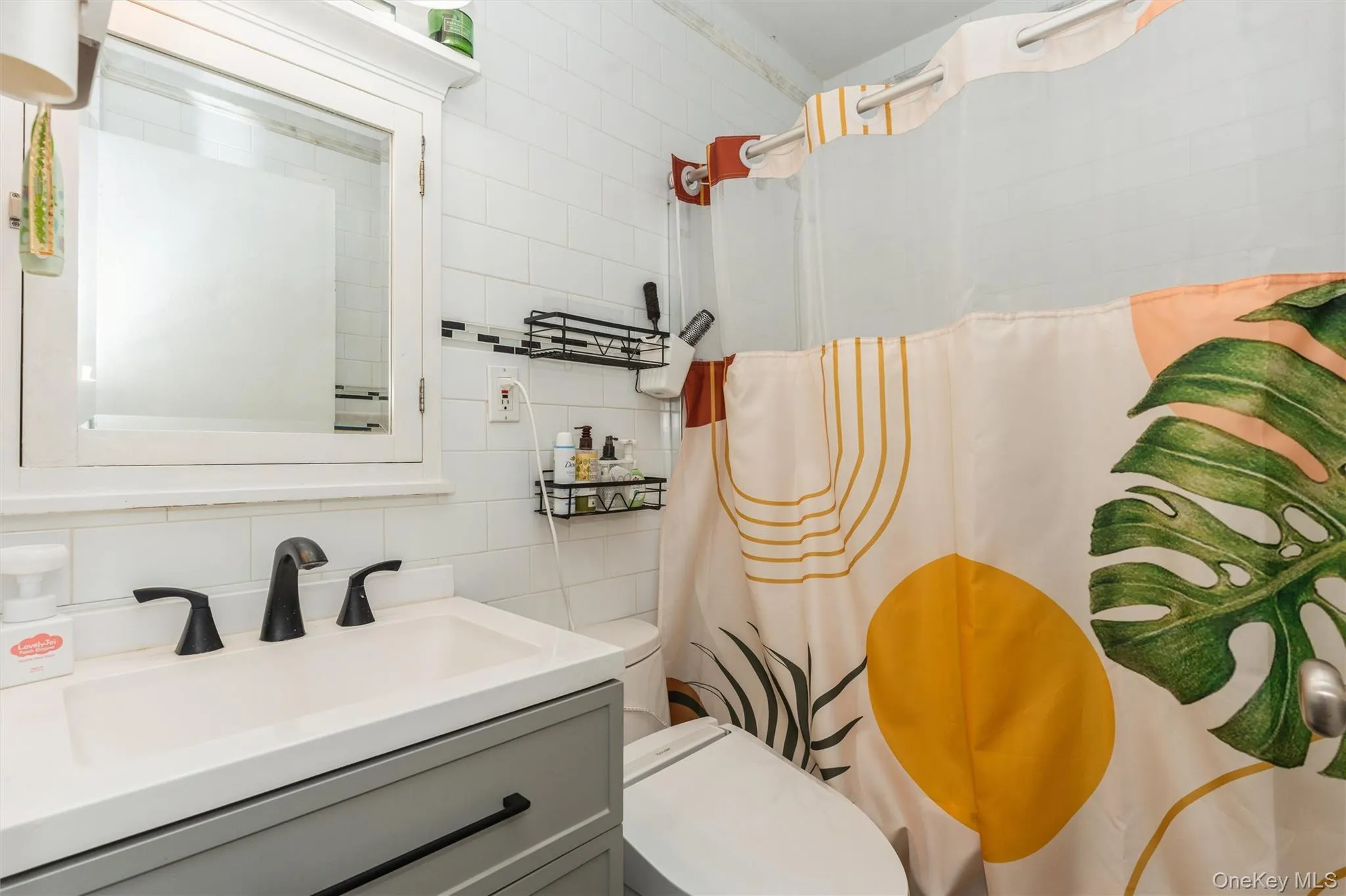 19 Fleetwood Avenue, Huntington, NY, 3 Bedrooms Bedrooms, 7 Rooms Rooms,2 BathroomsBathrooms,Residential,For Rent,Fleetwood,0,1004712 19 Fleetwood Avenue, Huntington, NY, 3 Bedrooms Bedrooms, 7 Rooms Rooms,2 BathroomsBathrooms,Residential,For Rent,Fleetwood,0,1004712
