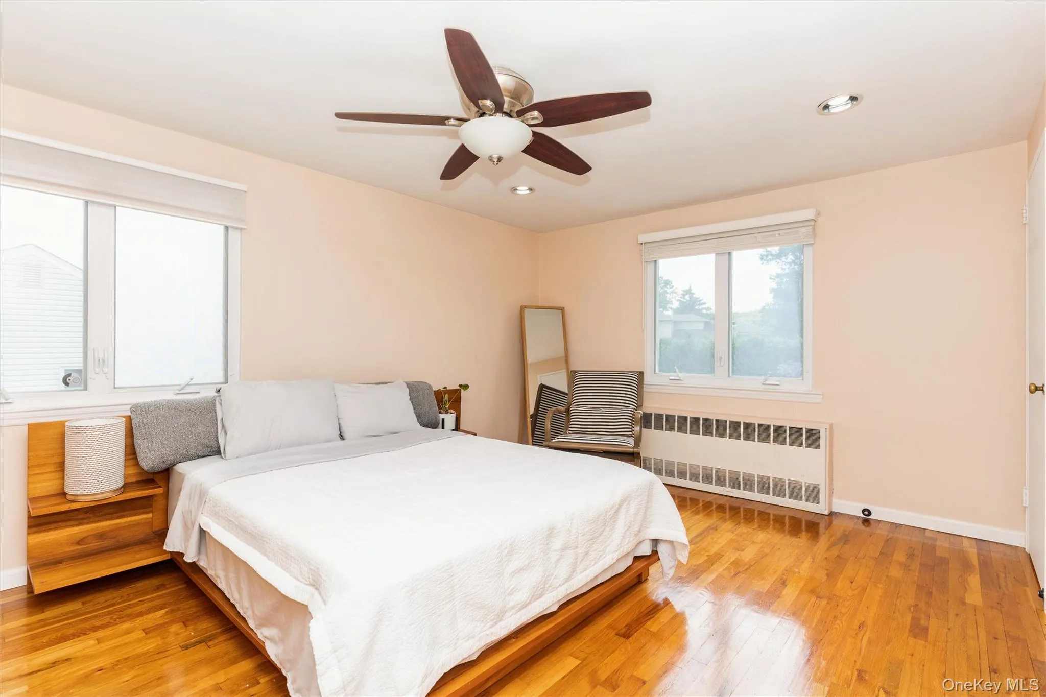 19 Fleetwood Avenue, Huntington, NY, 3 Bedrooms Bedrooms, 7 Rooms Rooms,2 BathroomsBathrooms,Residential,For Rent,Fleetwood,0,1004712 19 Fleetwood Avenue, Huntington, NY, 3 Bedrooms Bedrooms, 7 Rooms Rooms,2 BathroomsBathrooms,Residential,For Rent,Fleetwood,0,1004712