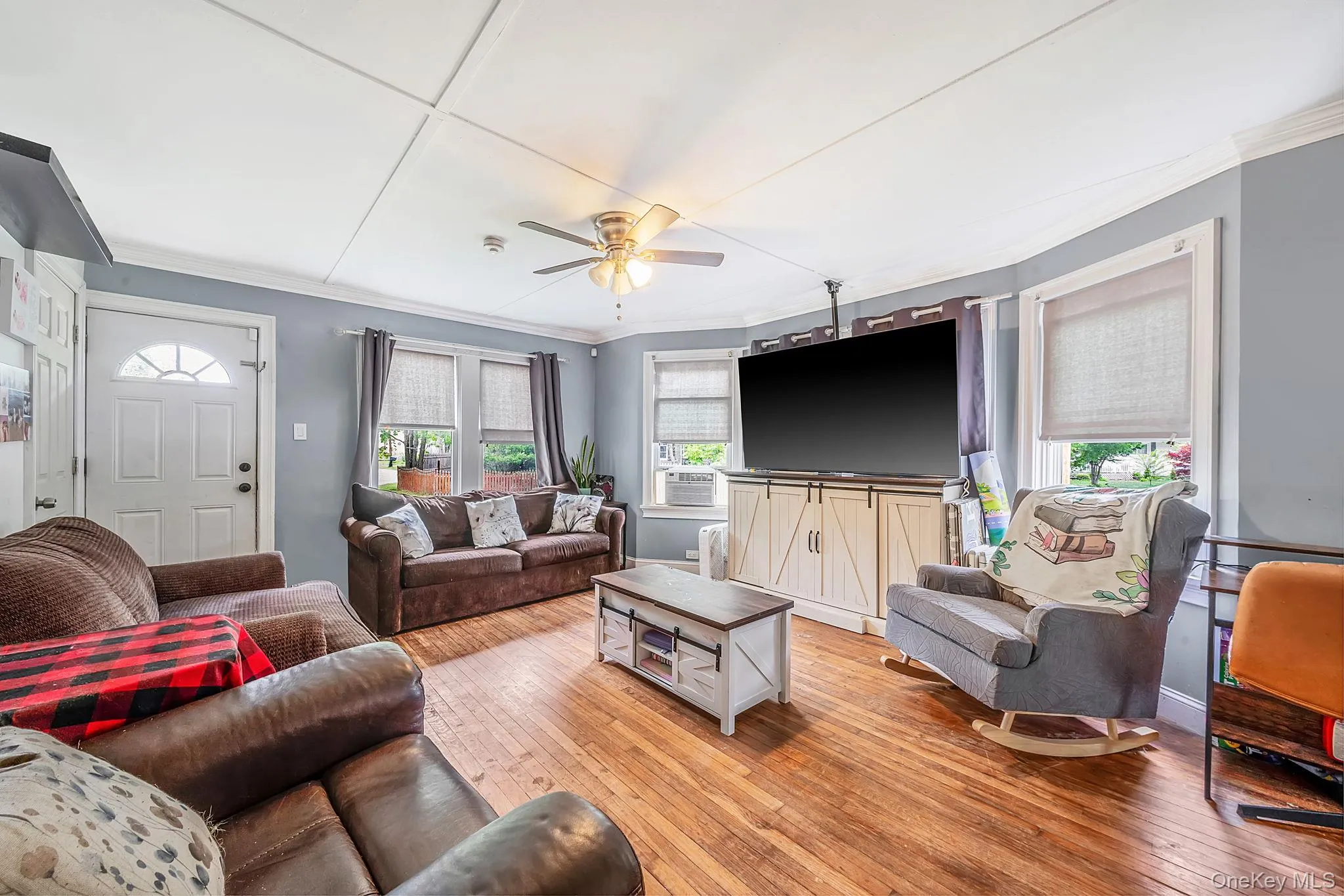 276 Dogwood Road, Brookhaven, NY, 2 Bedrooms Bedrooms, 4 Rooms Rooms,1 BathroomBathrooms,Residential,For Rent,Dogwood,0,1004714 276 Dogwood Road, Brookhaven, NY, 2 Bedrooms Bedrooms, 4 Rooms Rooms,1 BathroomBathrooms,Residential,For Rent,Dogwood,0,1004714