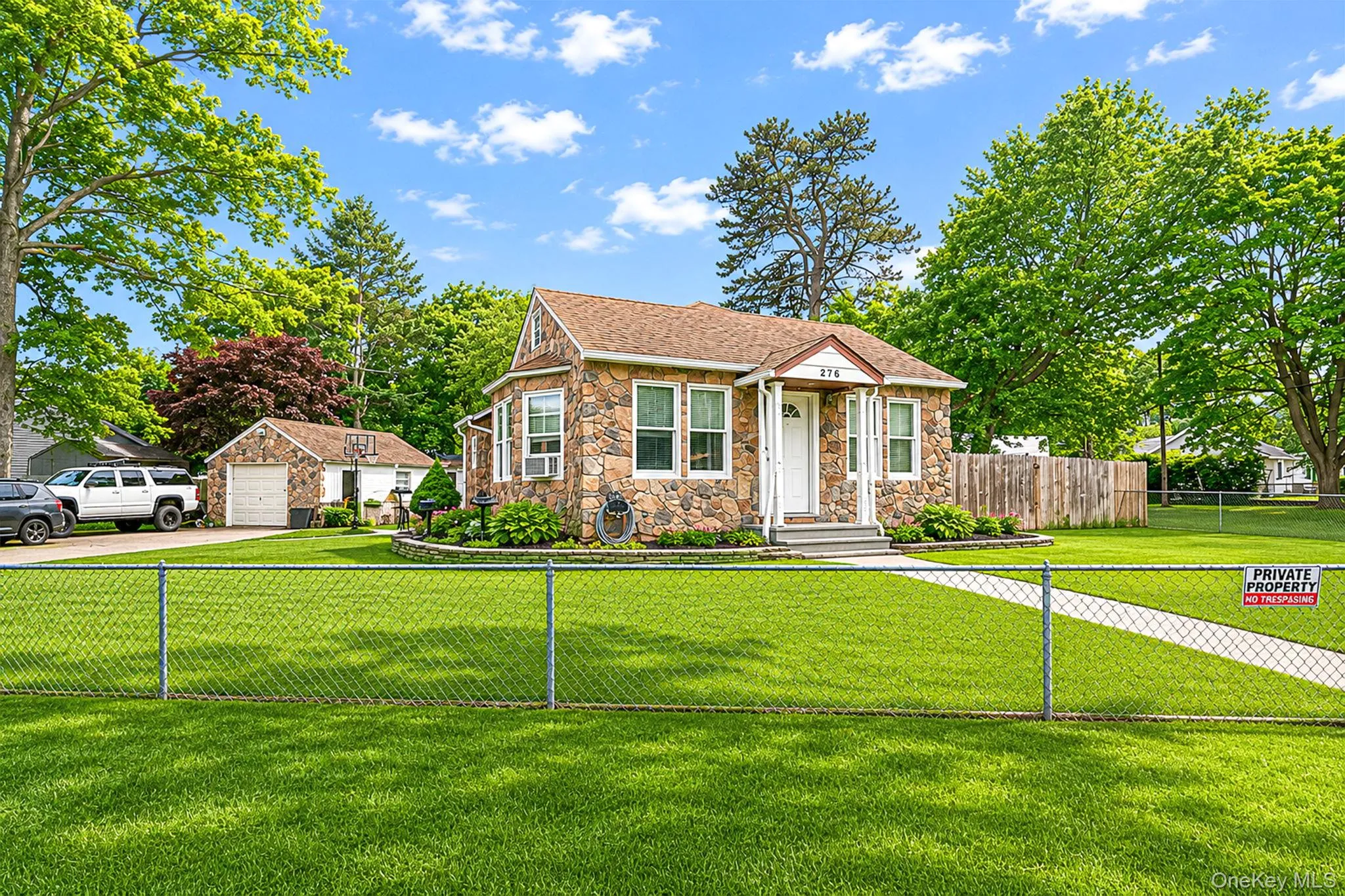 276 Dogwood Road, Brookhaven, NY, 2 Bedrooms Bedrooms, 4 Rooms Rooms,1 BathroomBathrooms,Residential,For Rent,Dogwood,0,1004714 276 Dogwood Road, Brookhaven, NY, 2 Bedrooms Bedrooms, 4 Rooms Rooms,1 BathroomBathrooms,Residential,For Rent,Dogwood,0,1004714